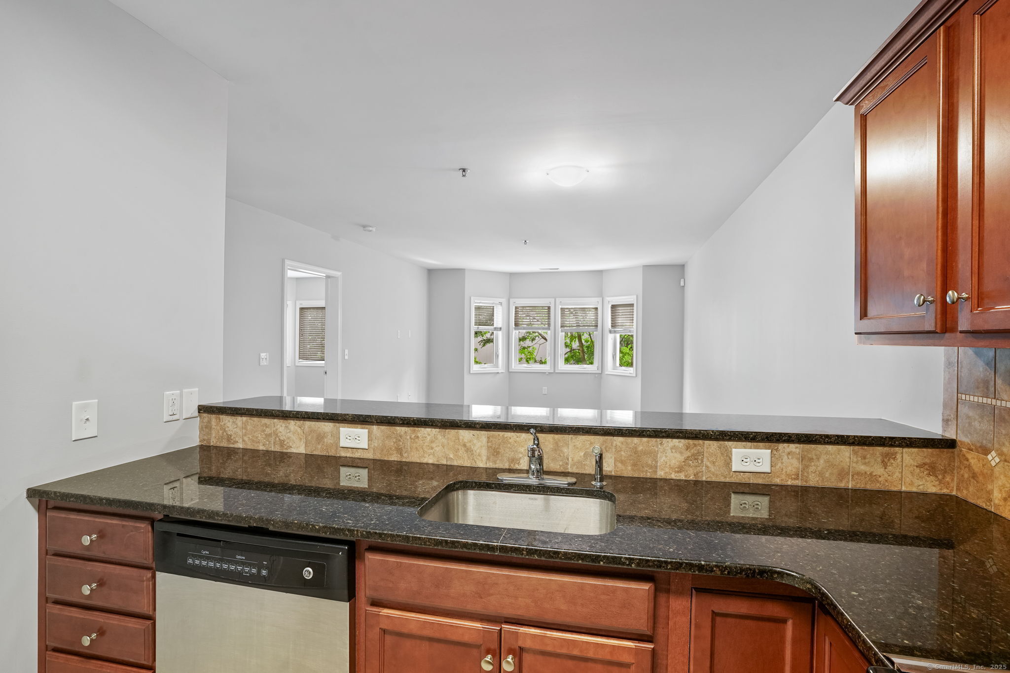 2660 North Avenue 114