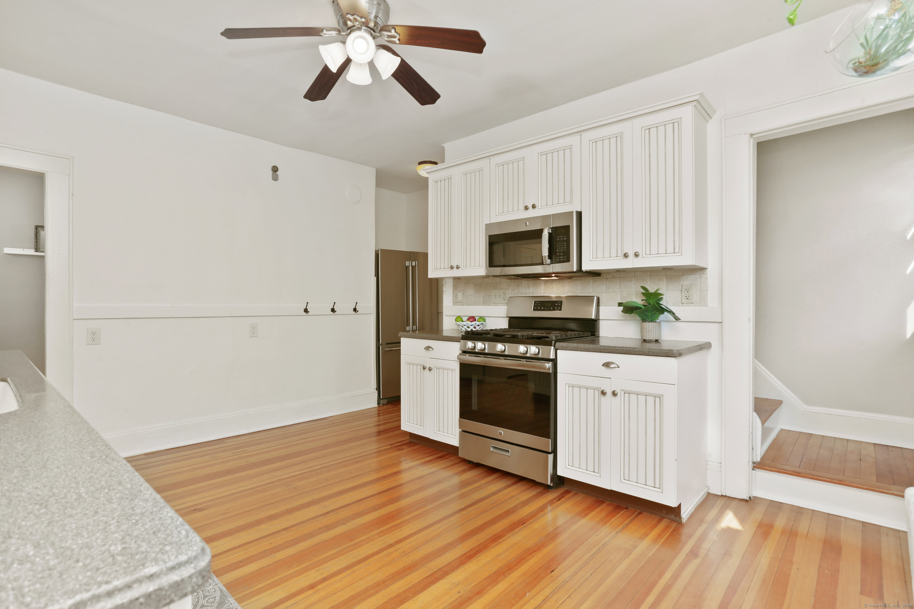 325 Suburban Avenue