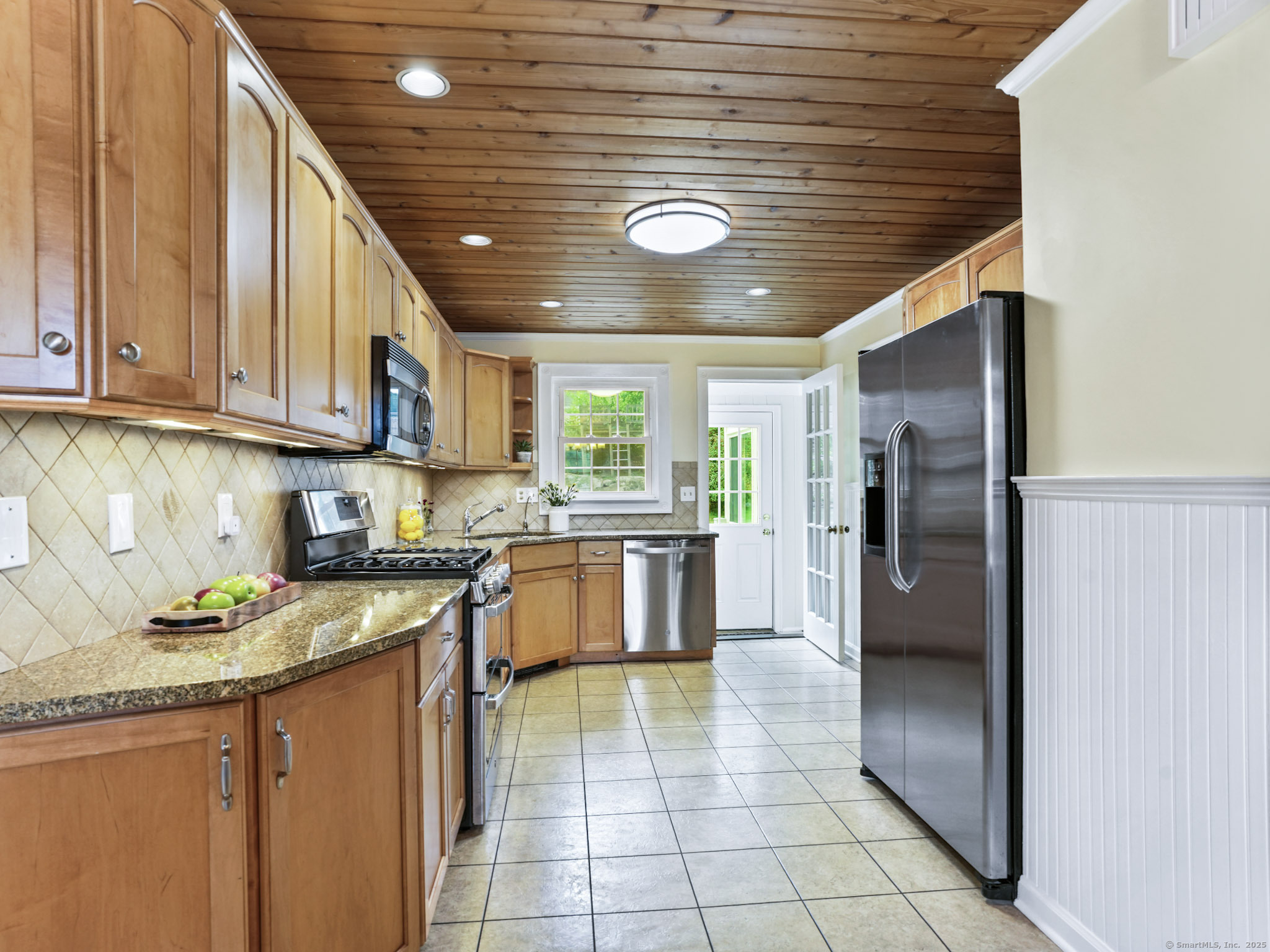 37 Lamplighter Lane