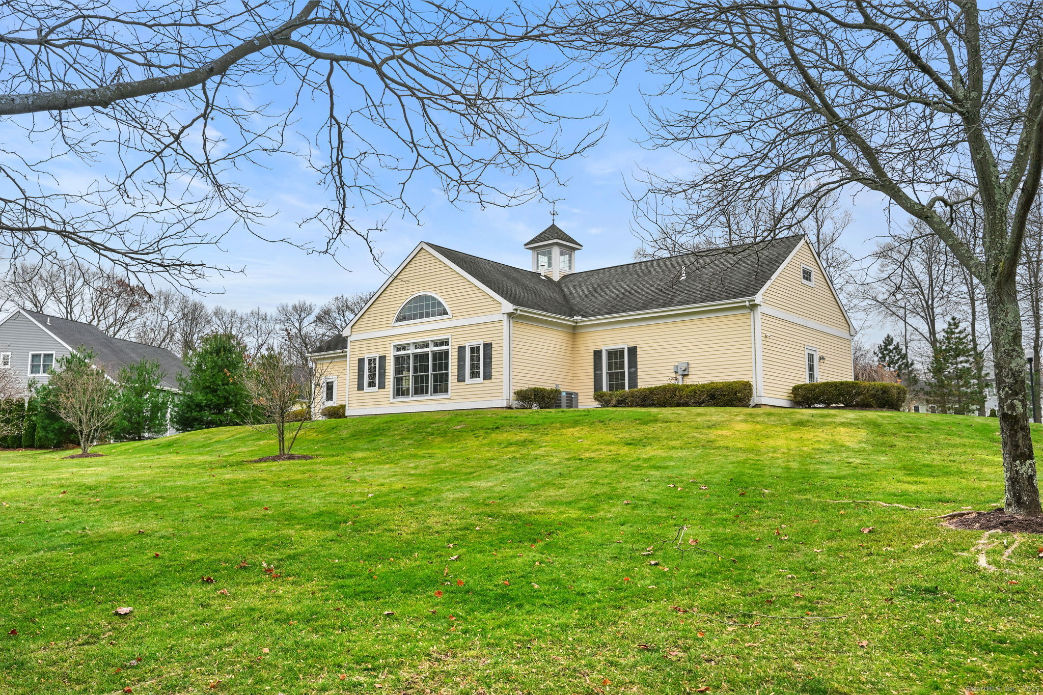 350 Maple Oak Drive 350