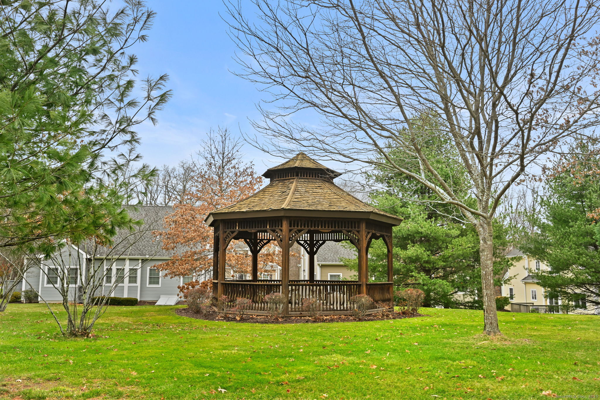 350 Maple Oak Drive 350