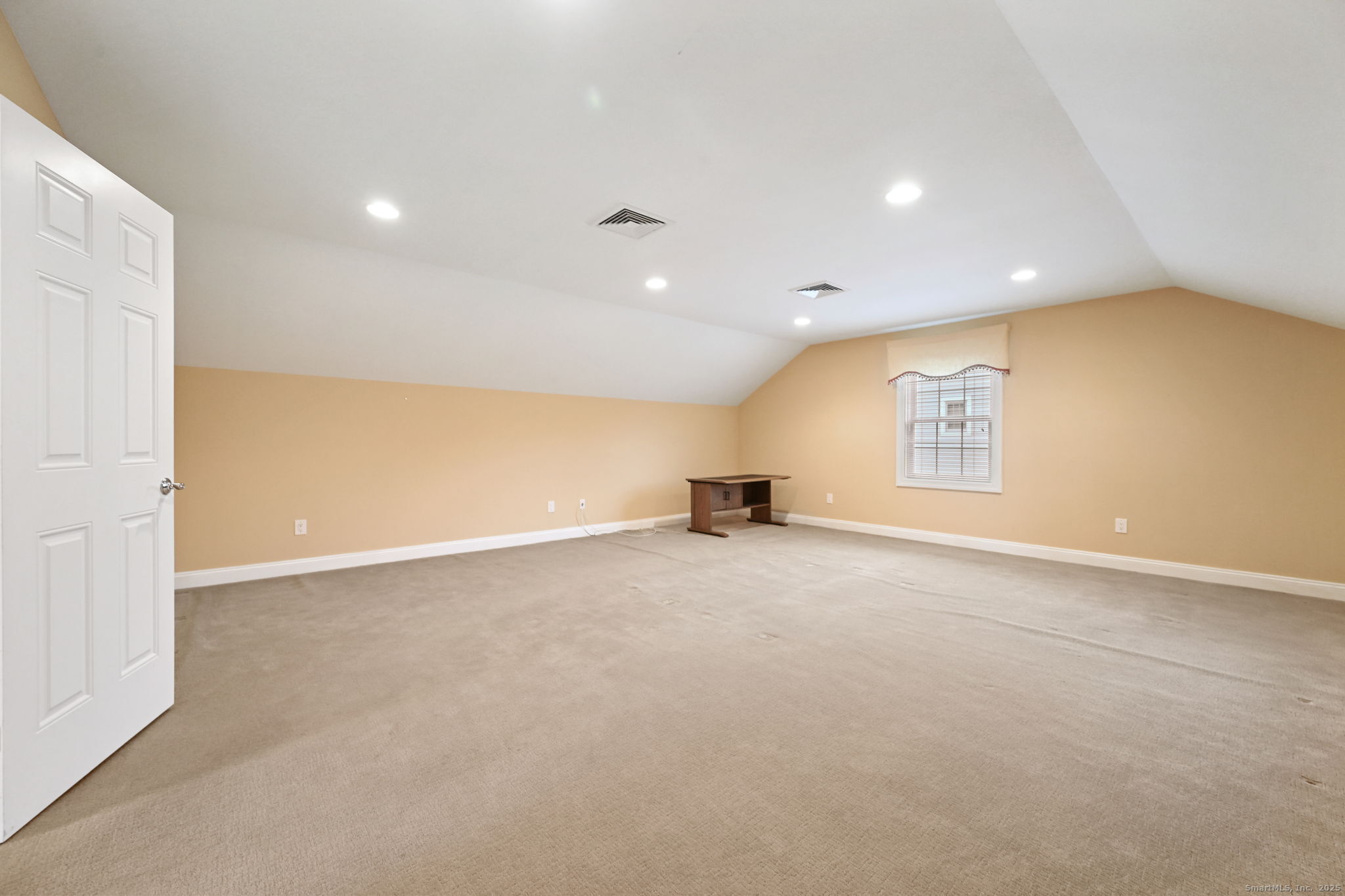 350 Maple Oak Drive 350