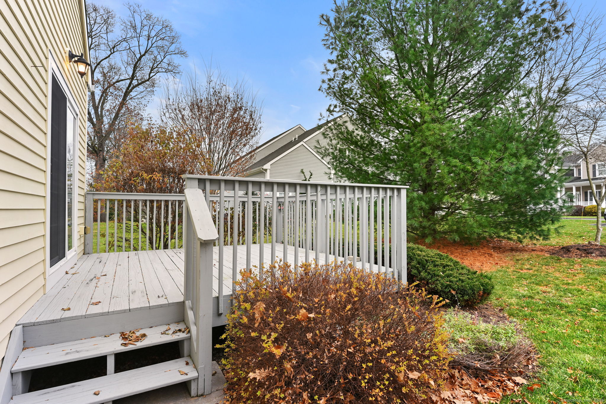 350 Maple Oak Drive 350