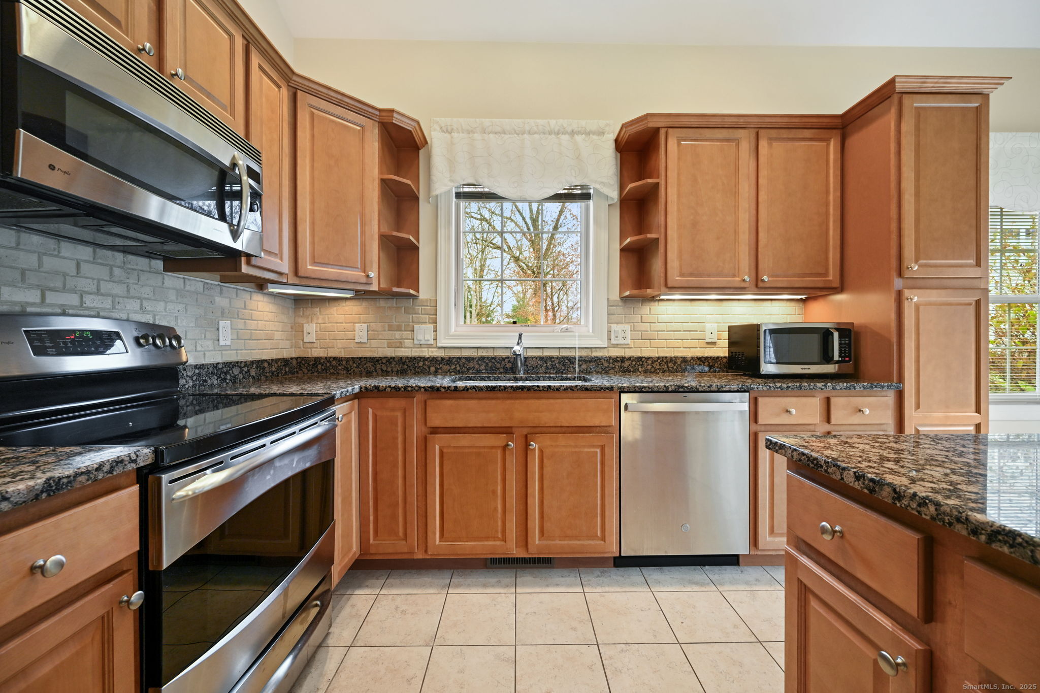350 Maple Oak Drive 350