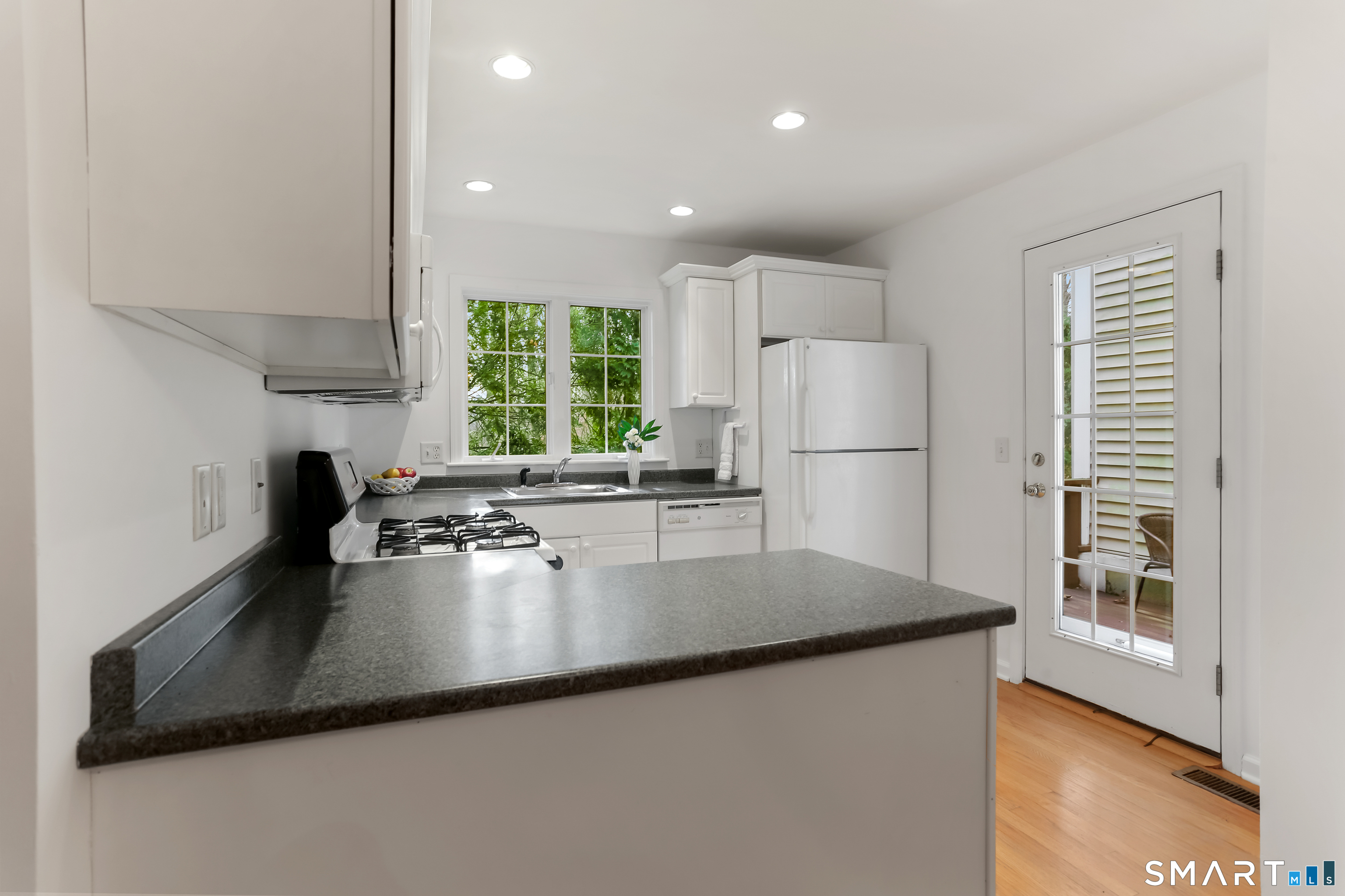 10 Hawthorne Ridge Circle