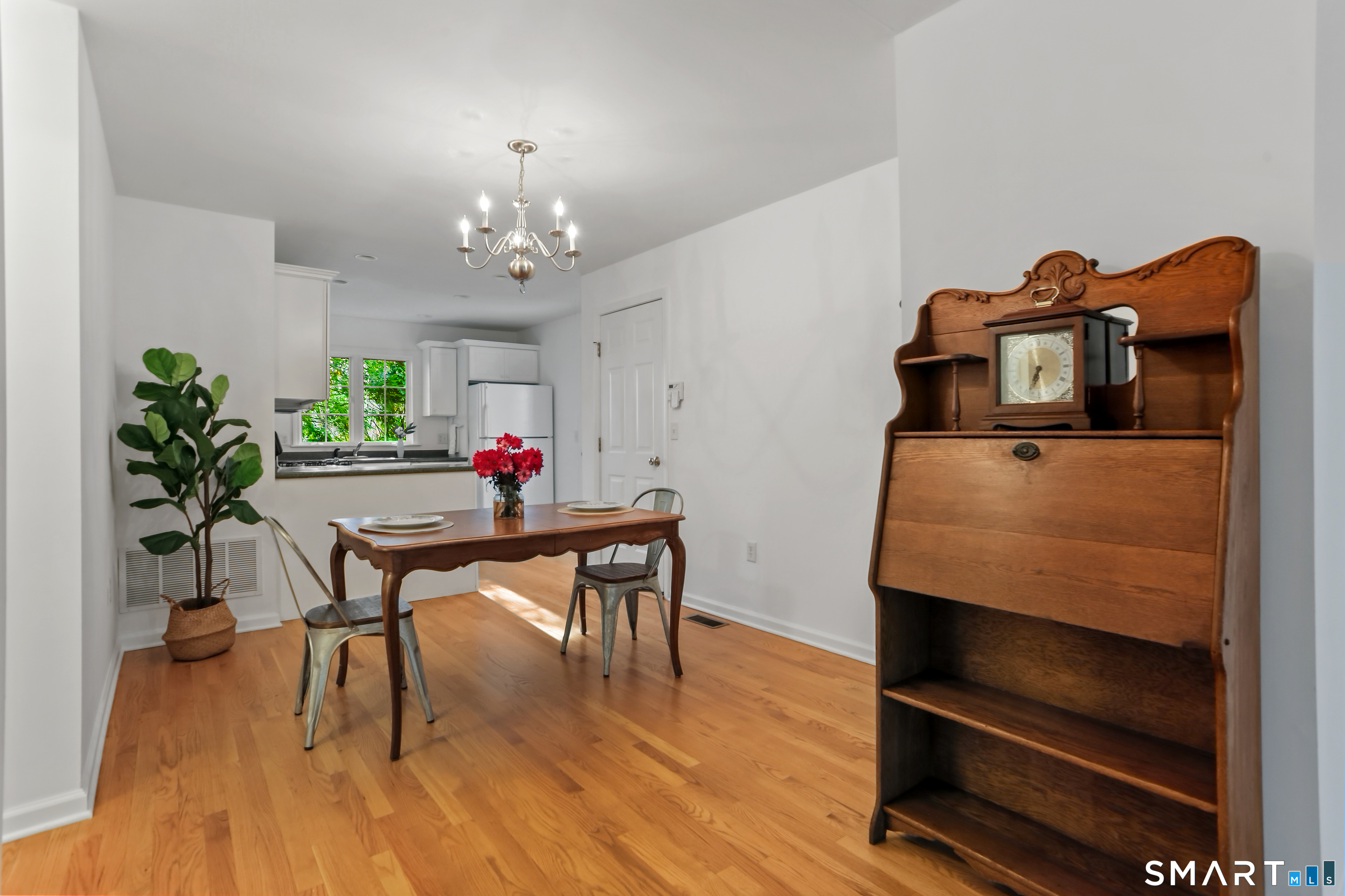 10 Hawthorne Ridge Circle