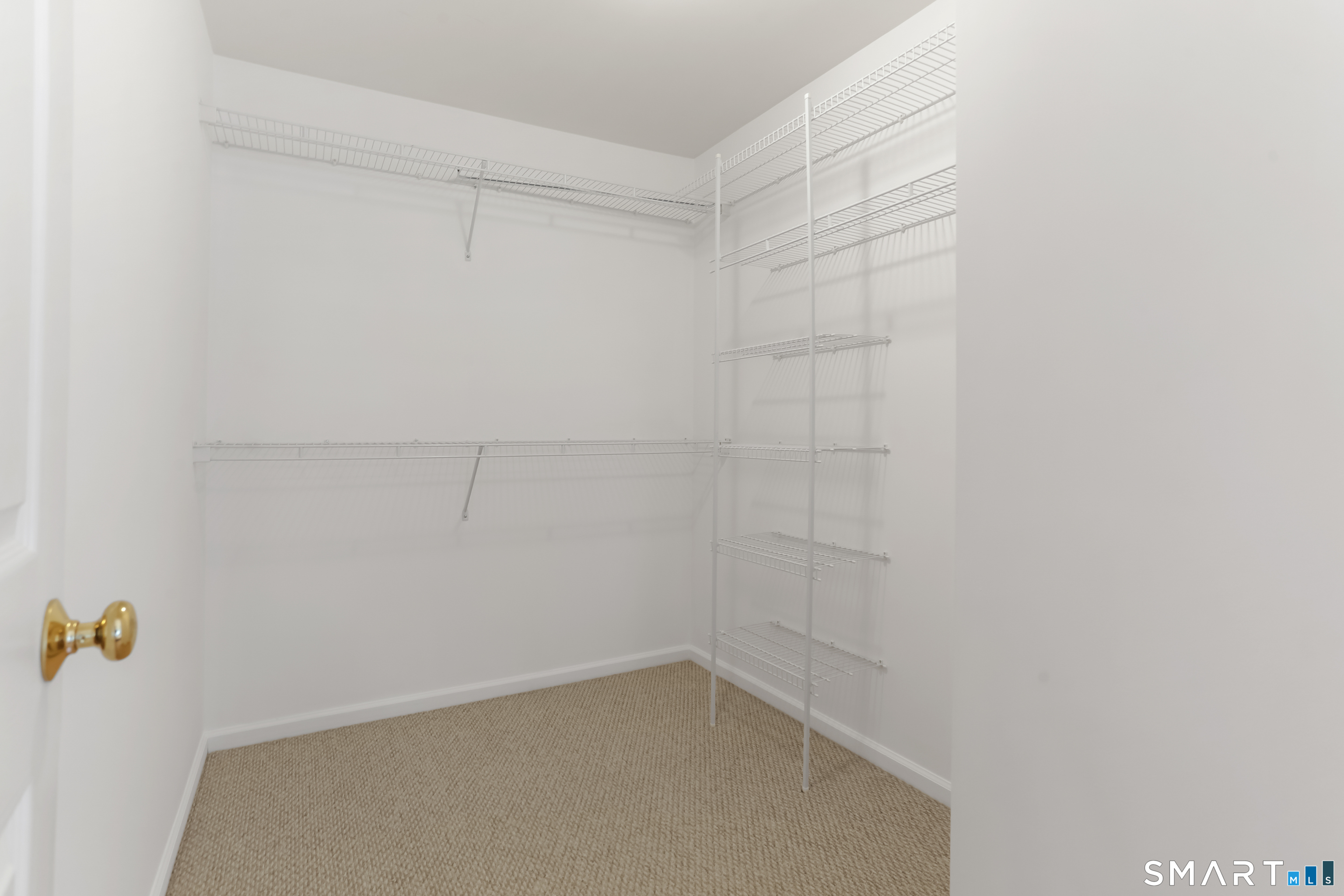 10 Hawthorne Ridge Circle