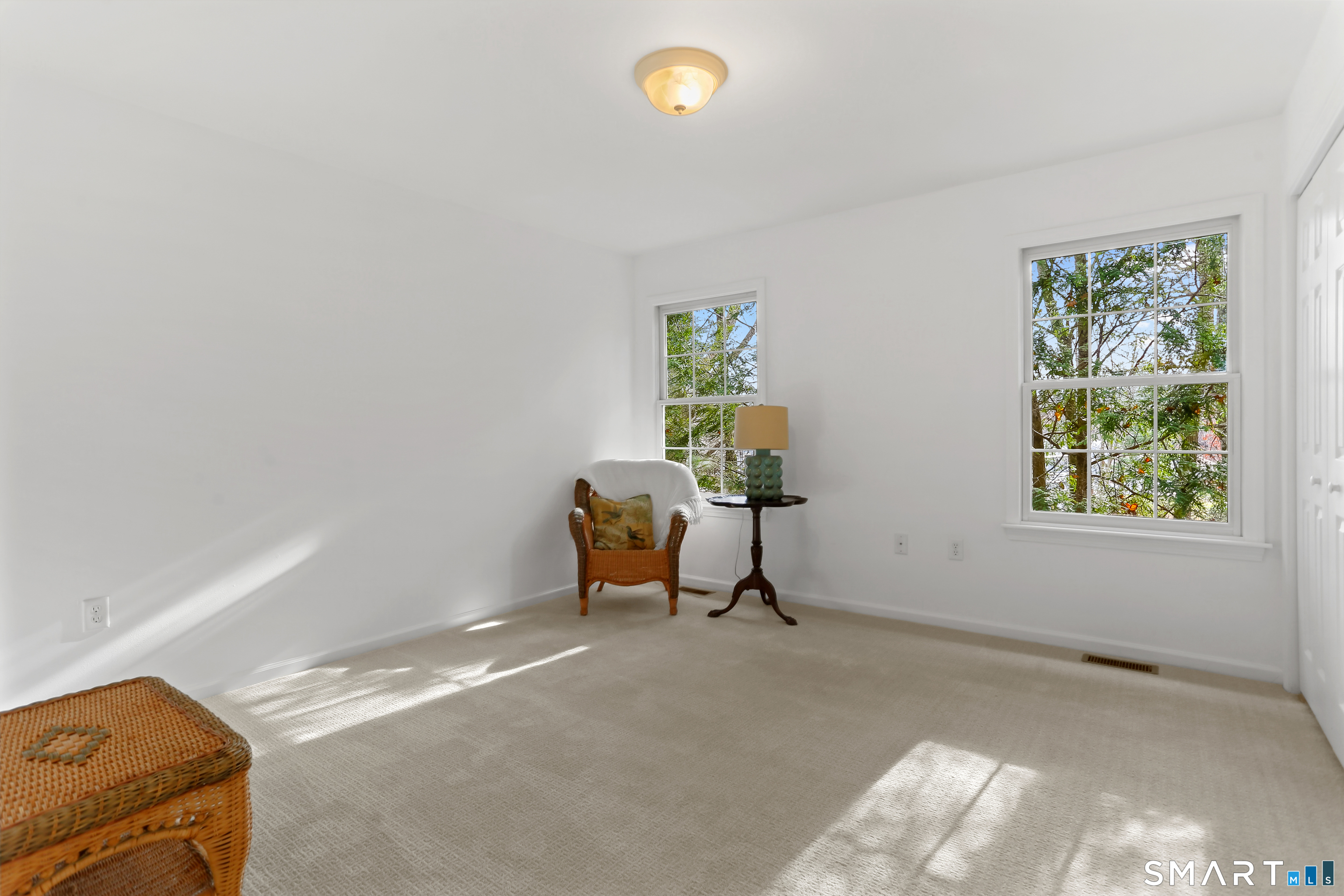 10 Hawthorne Ridge Circle