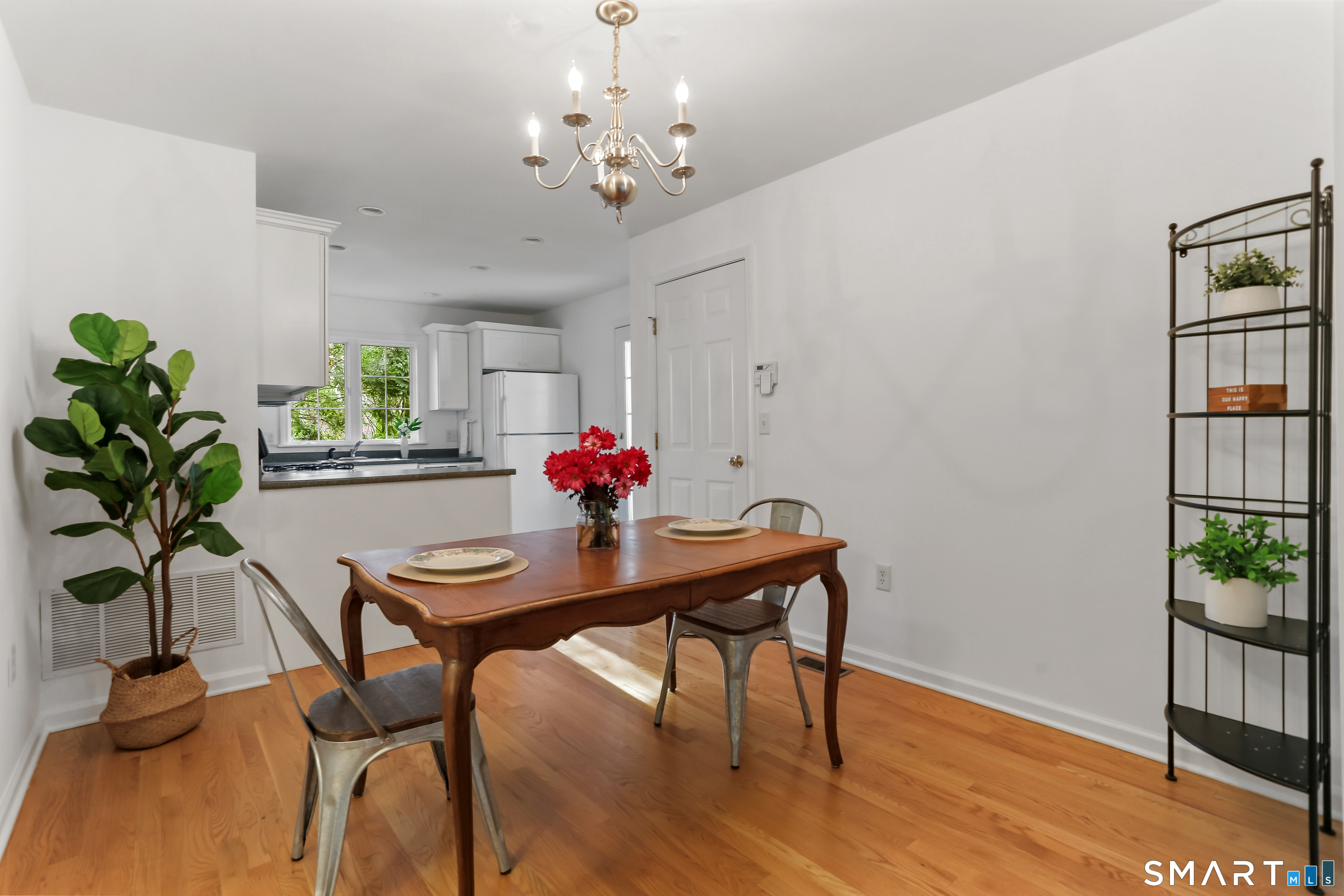 10 Hawthorne Ridge Circle