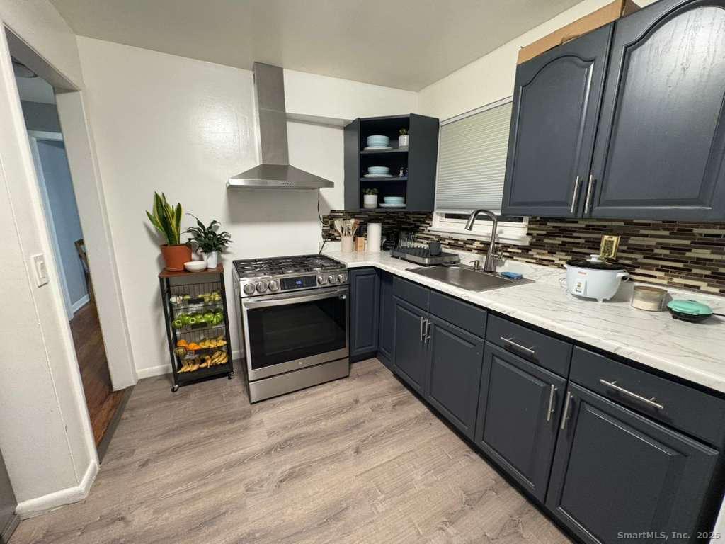 3 Sniffen Street 3A