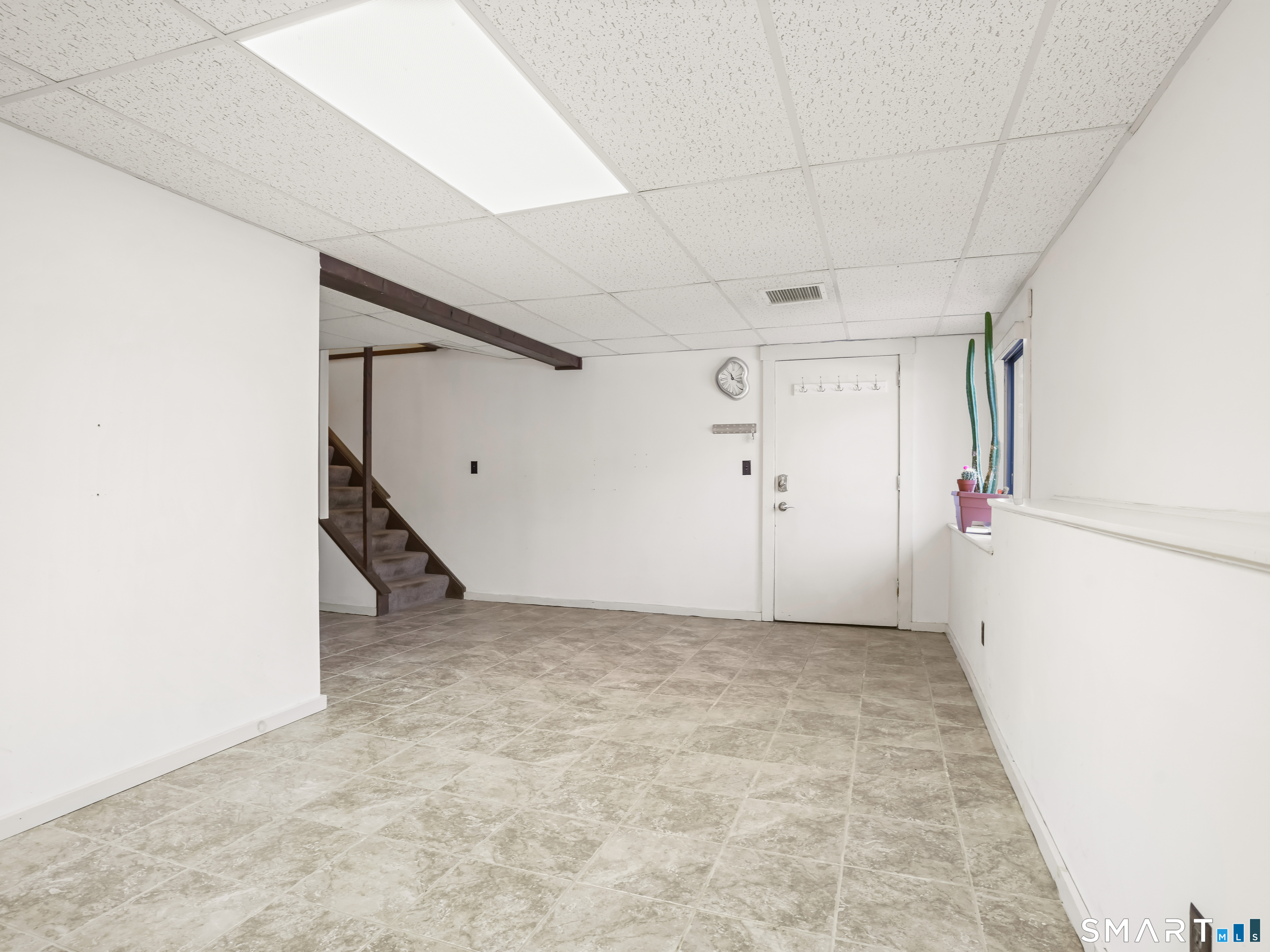 638 Onondaga Lane A