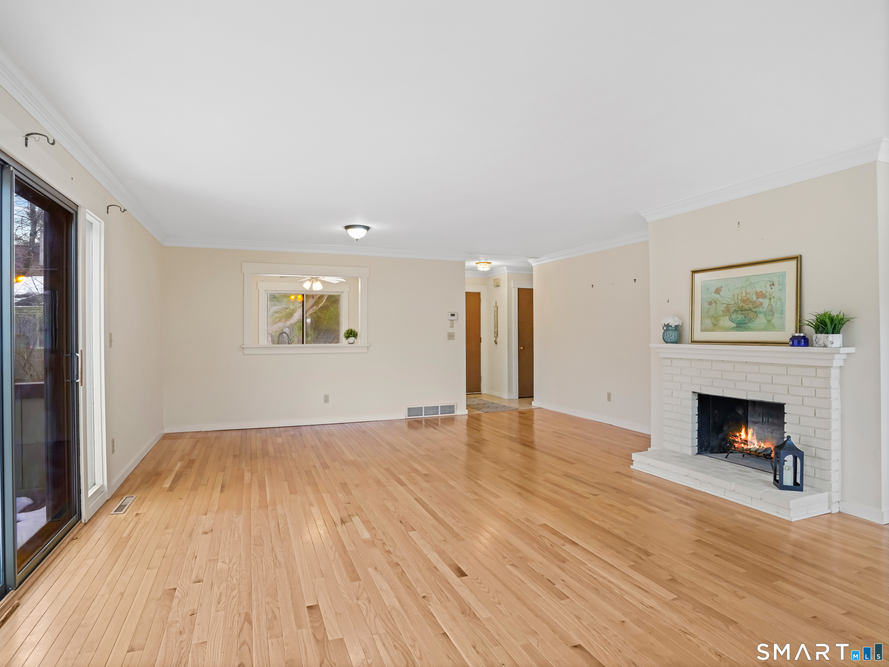 638 Onondaga Lane A