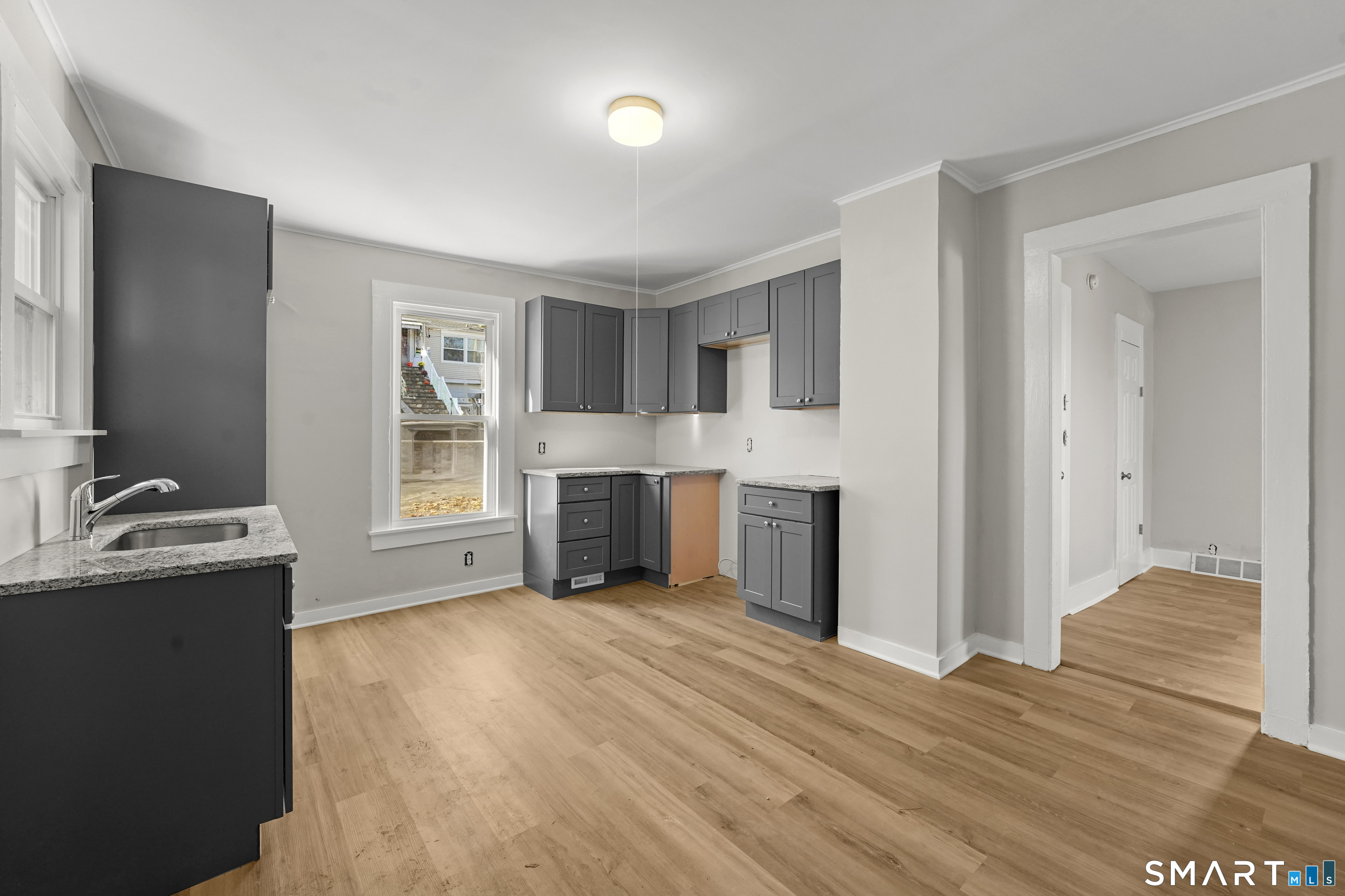 45 New Street A