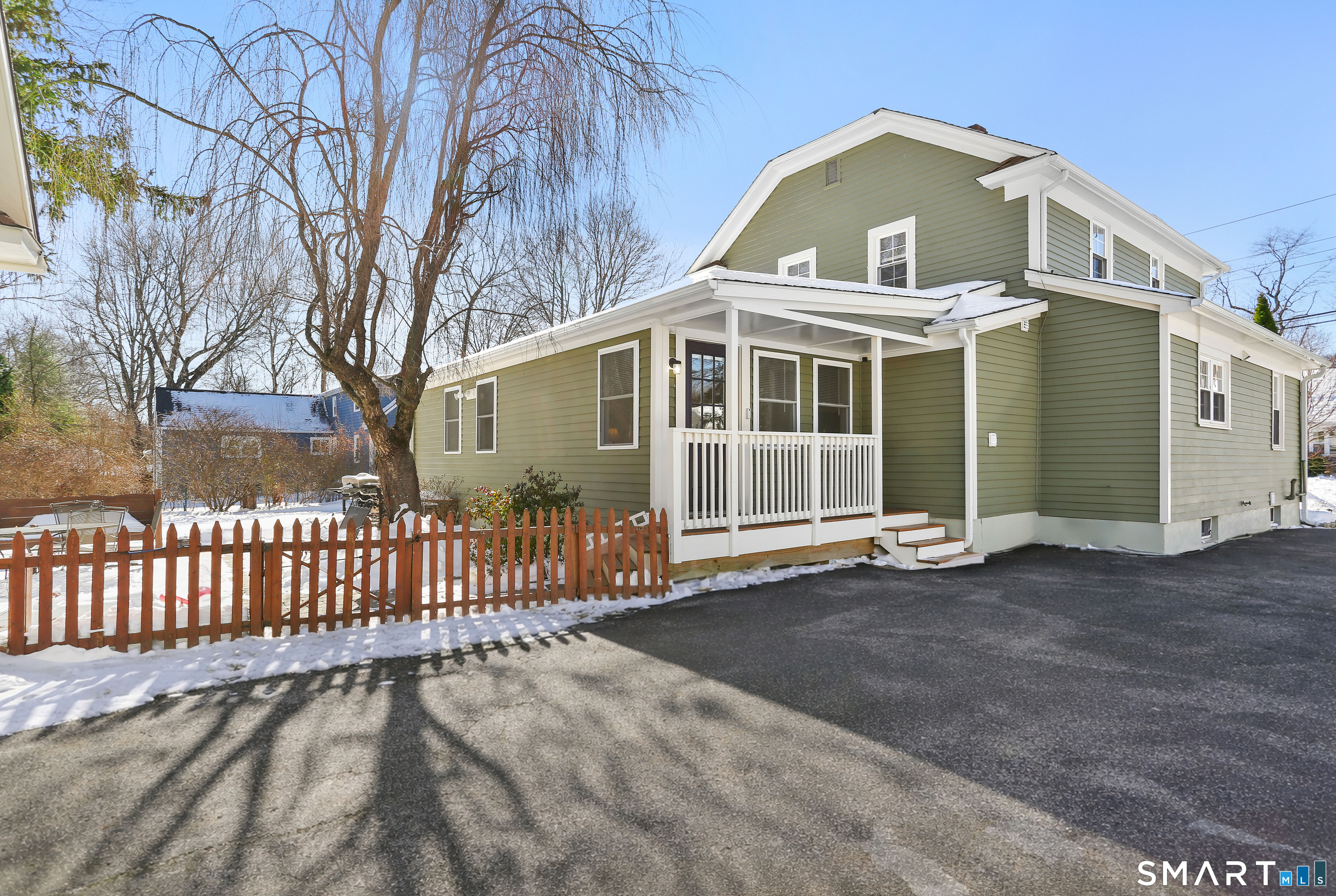168 Bennett Street