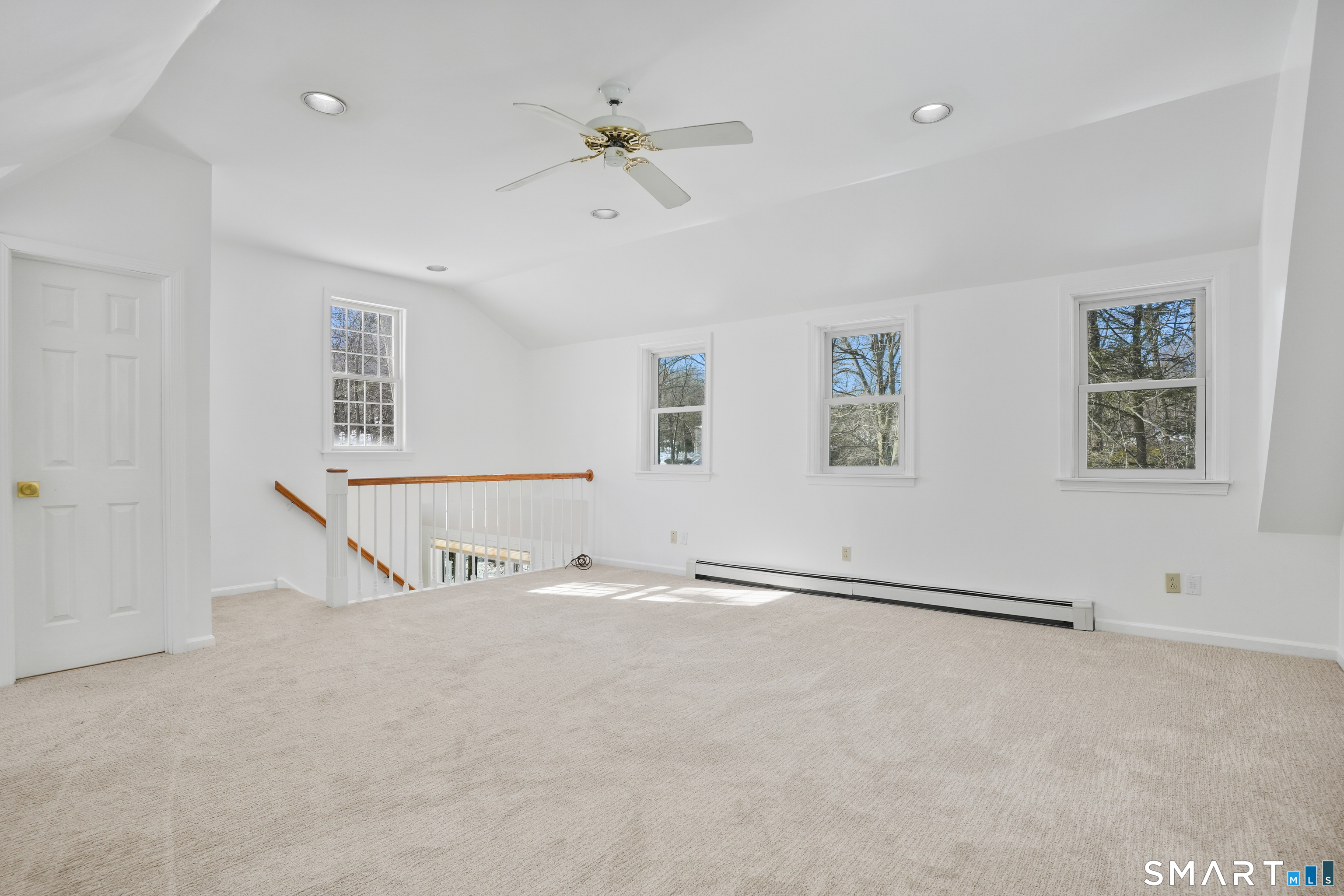 175 Winnepoge Drive