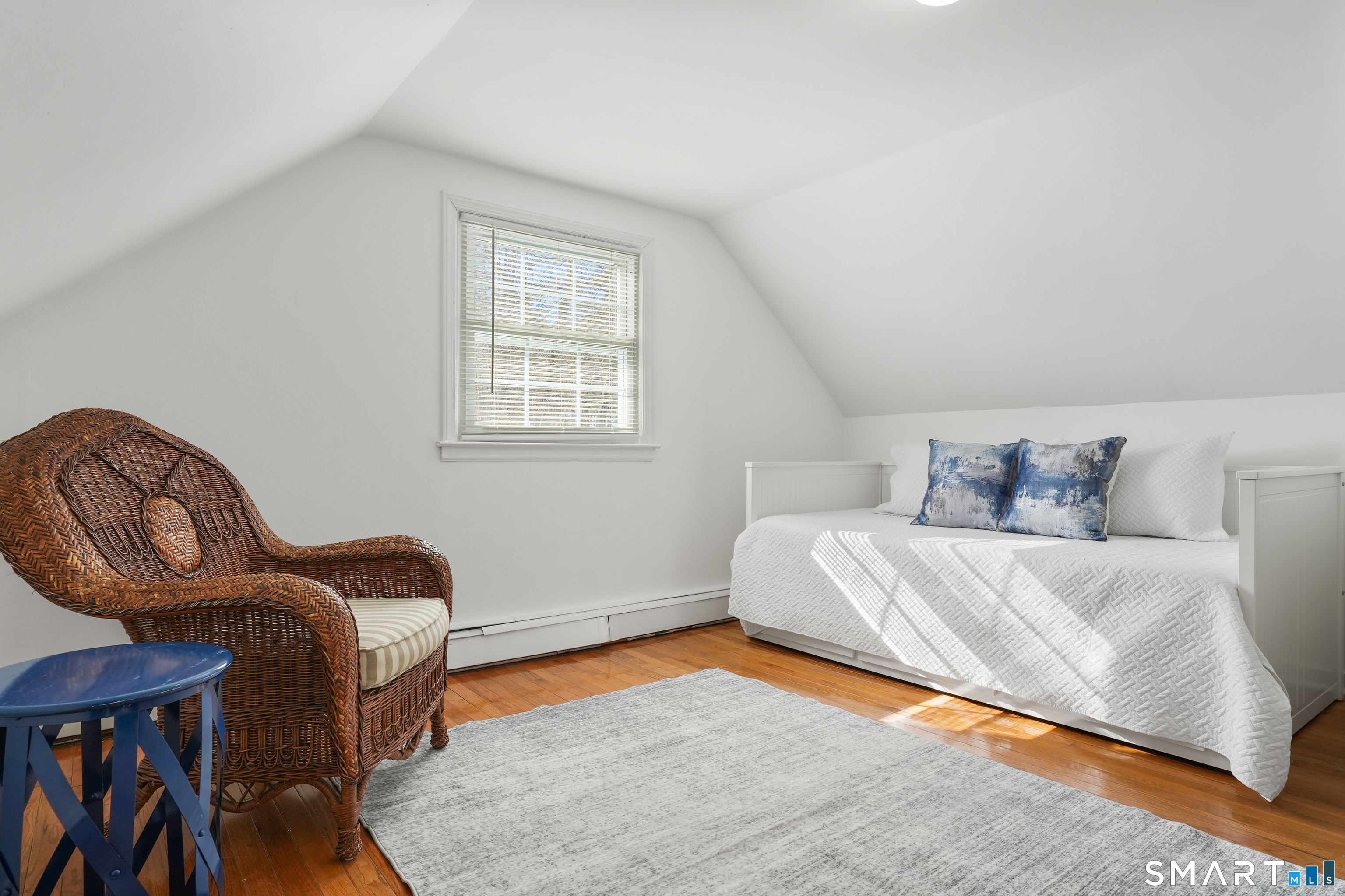 175 Winnepoge Drive