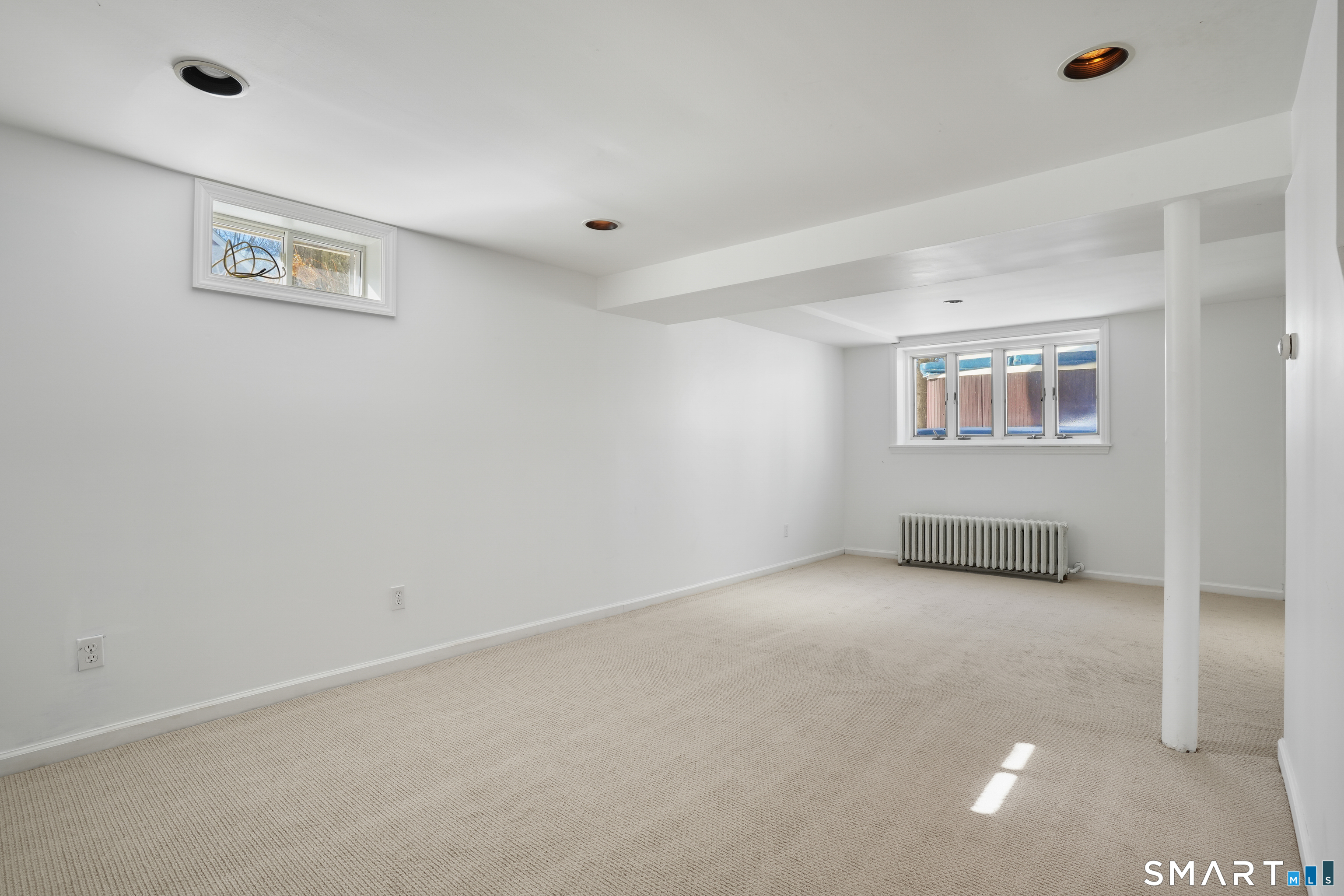 175 Winnepoge Drive