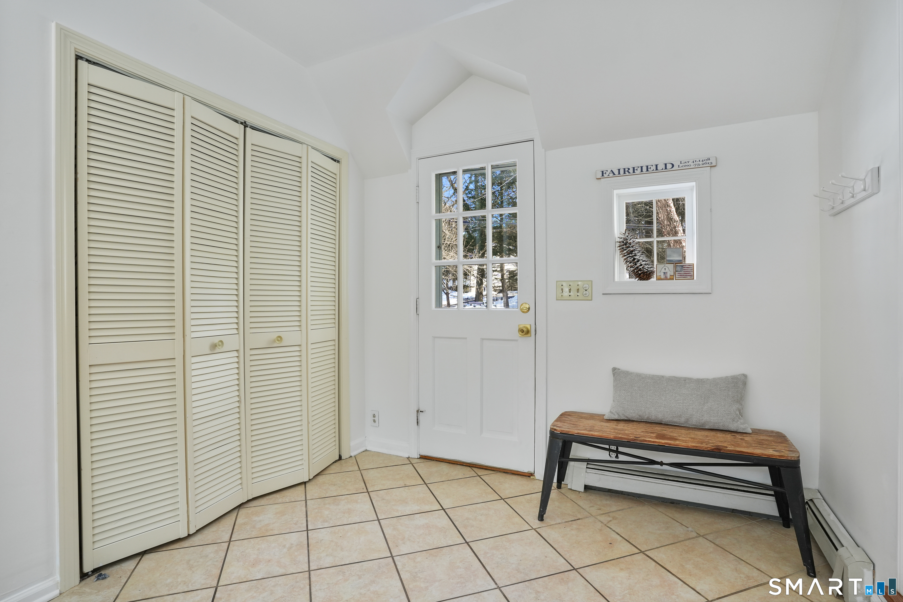 175 Winnepoge Drive