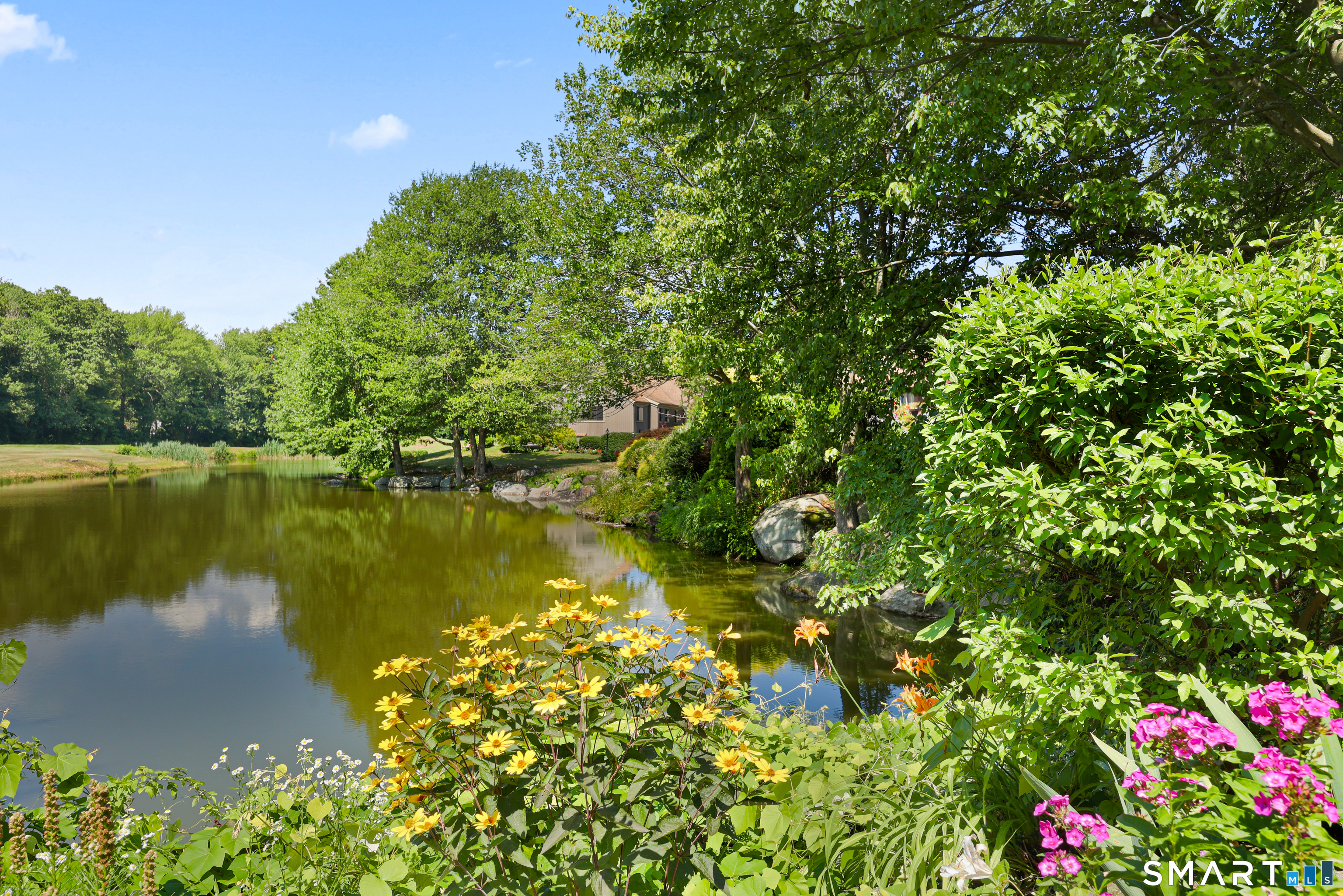639 Onondaga Lane B