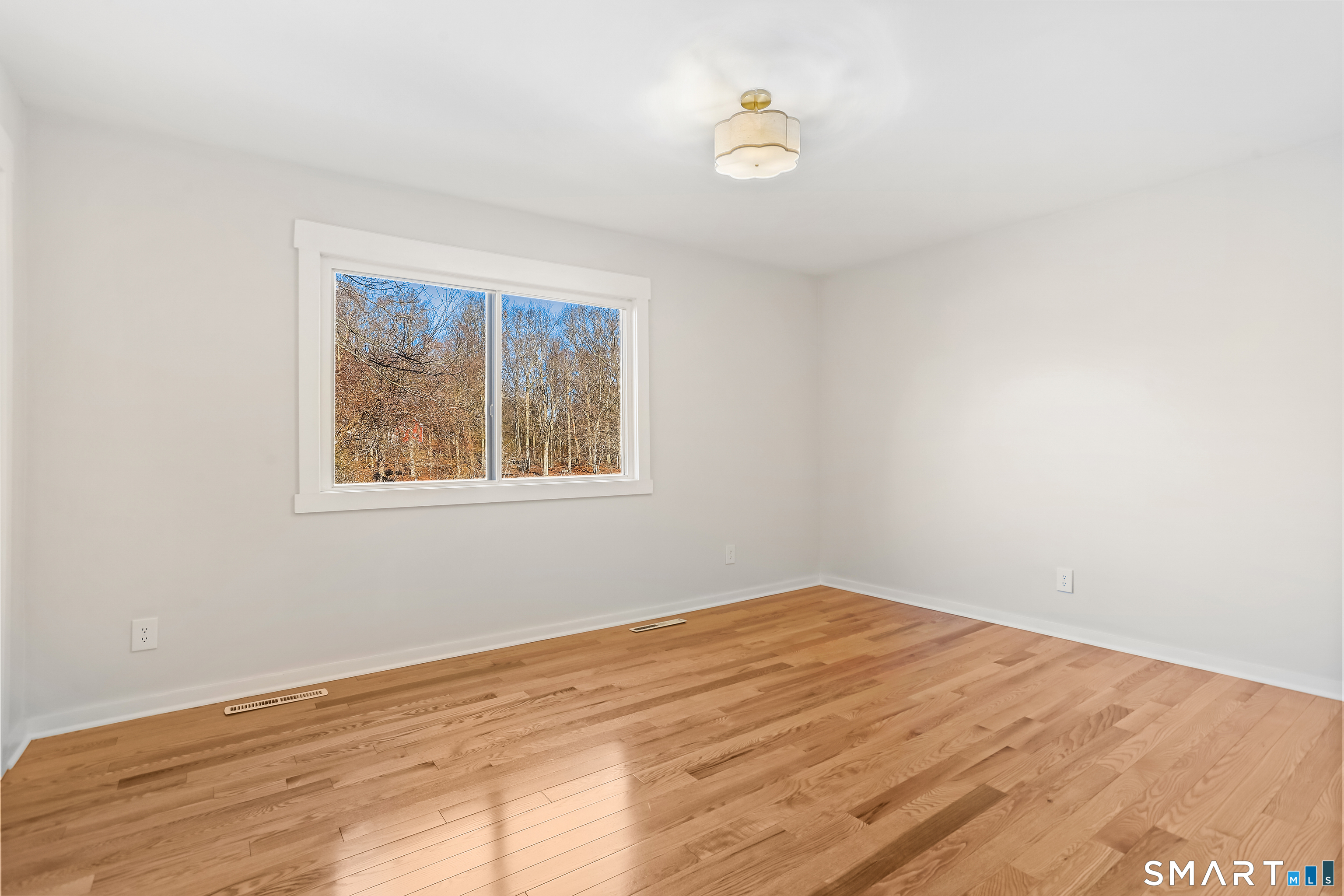 639 Onondaga Lane B