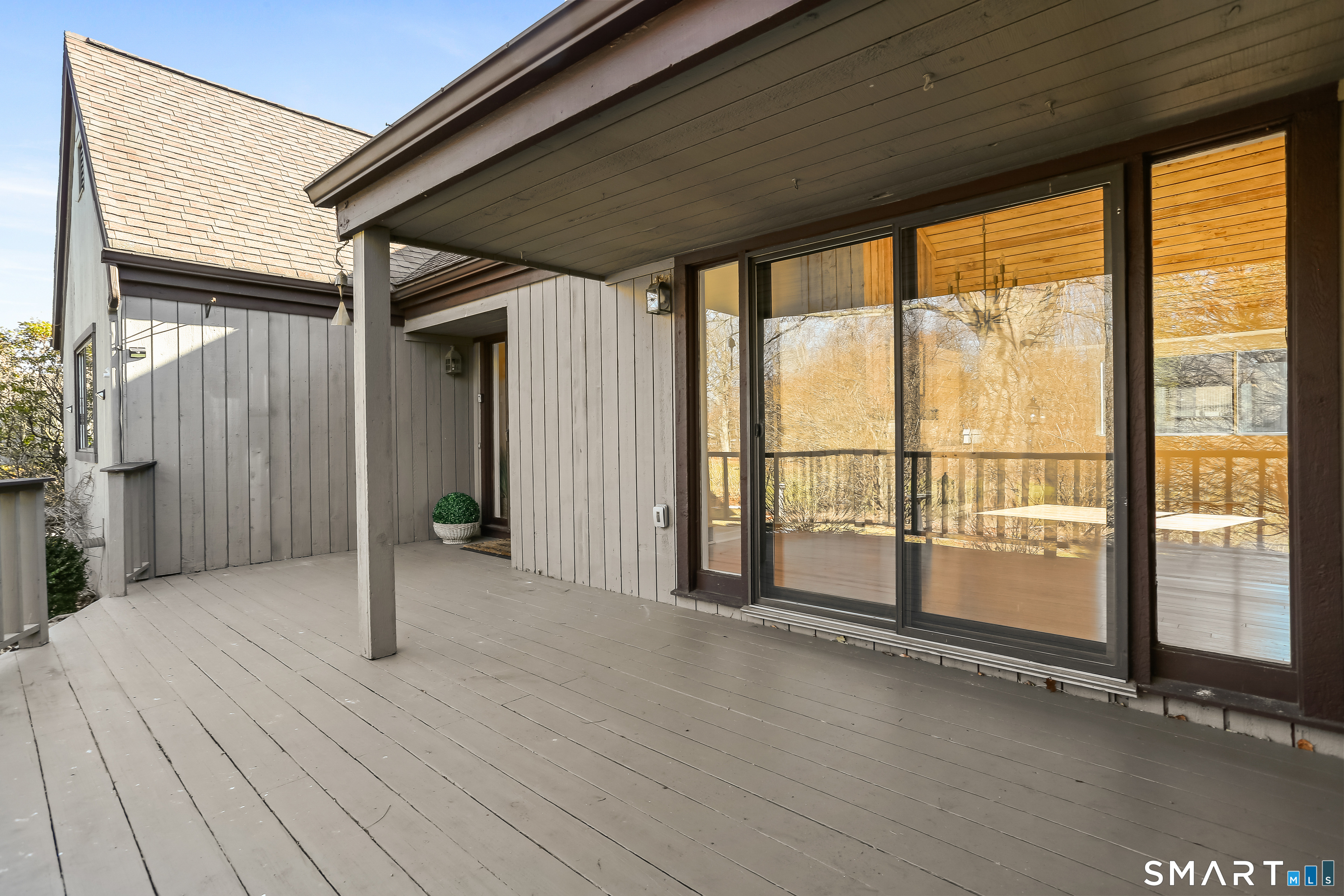 639 Onondaga Lane B