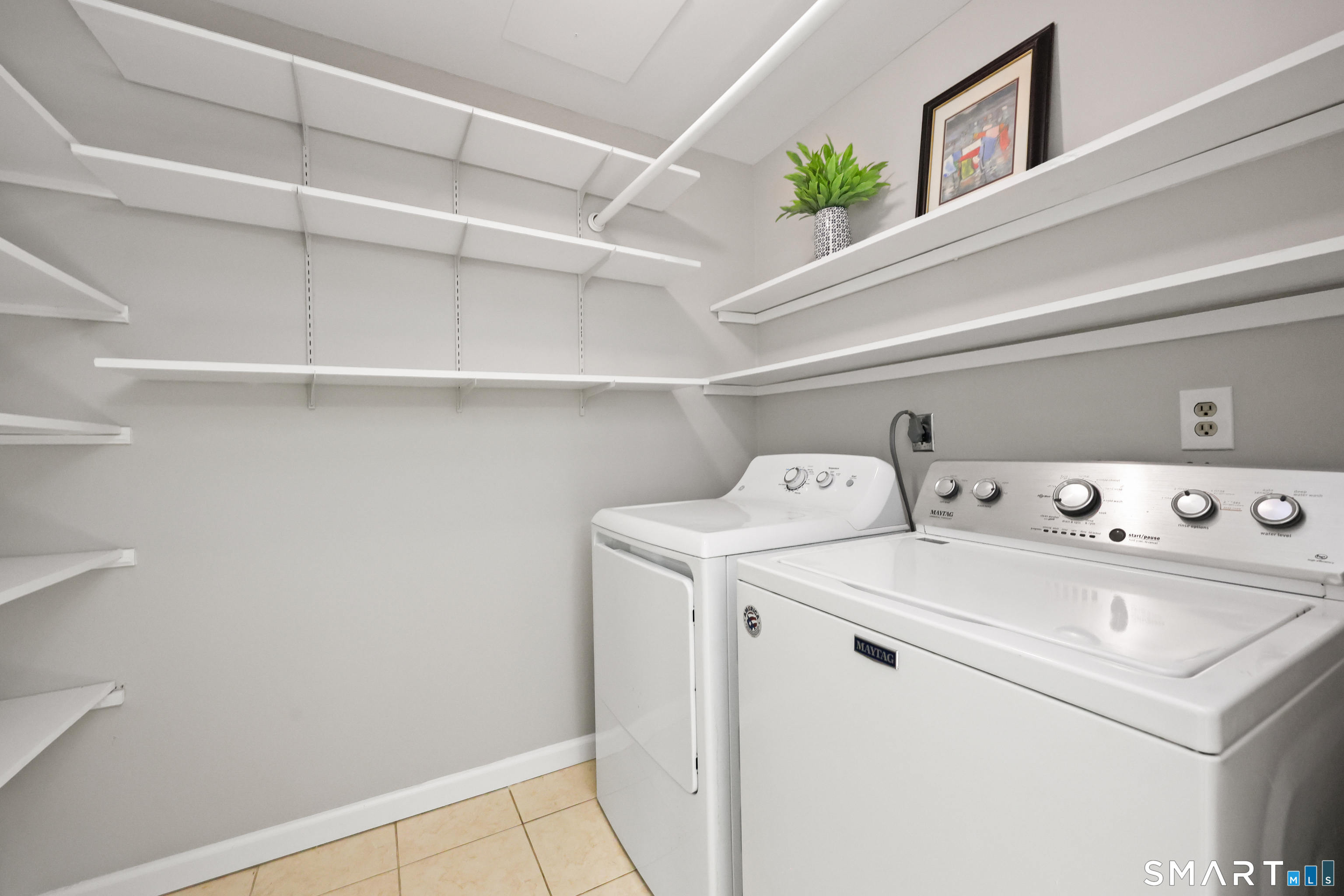 25 Shelter Rock Road