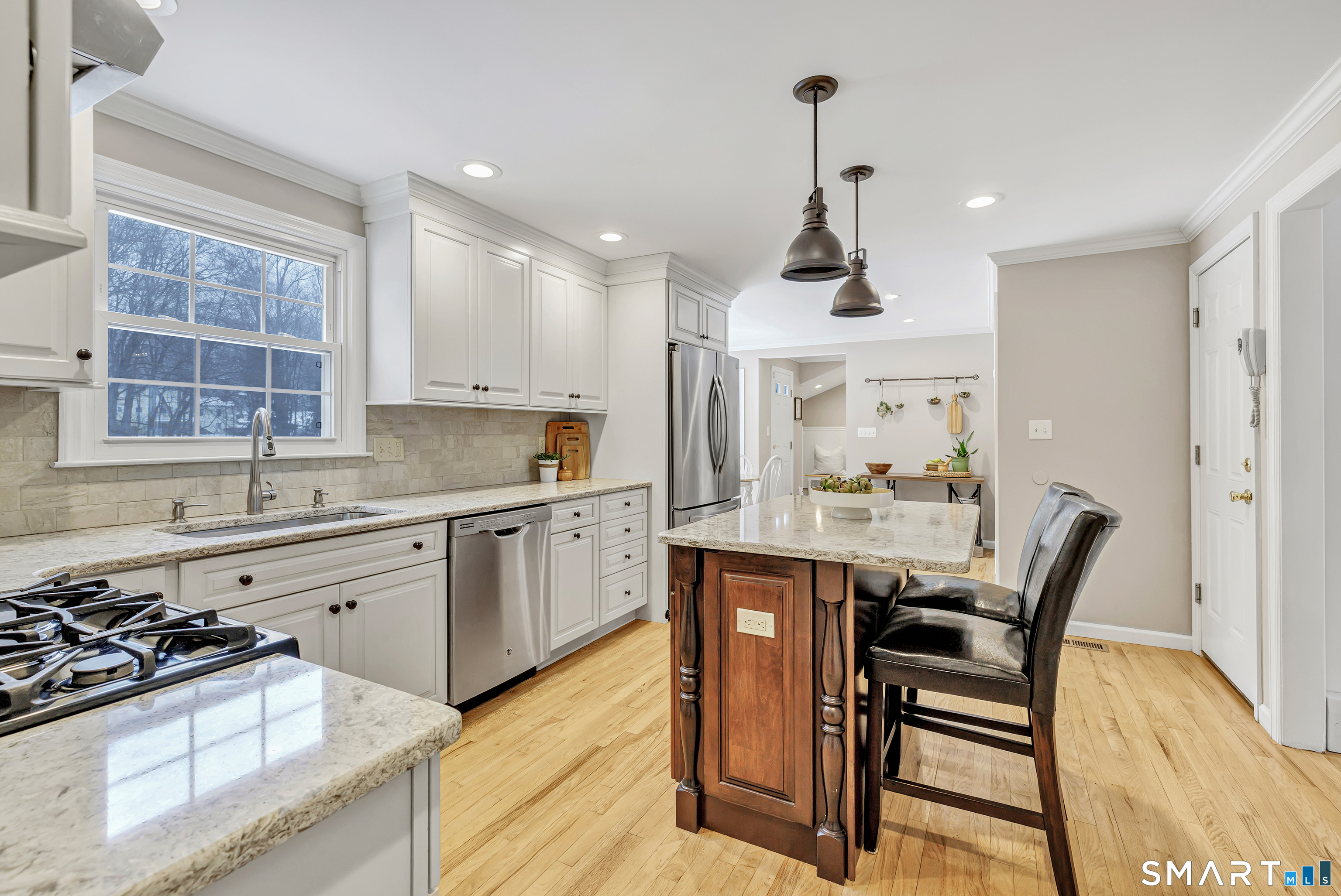 85 Teeter Rock Road