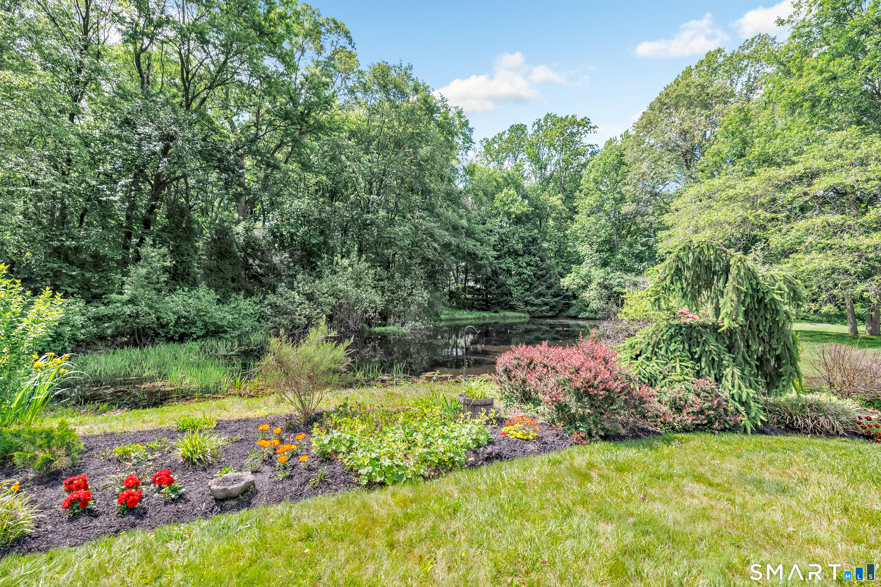 85 Teeter Rock Road