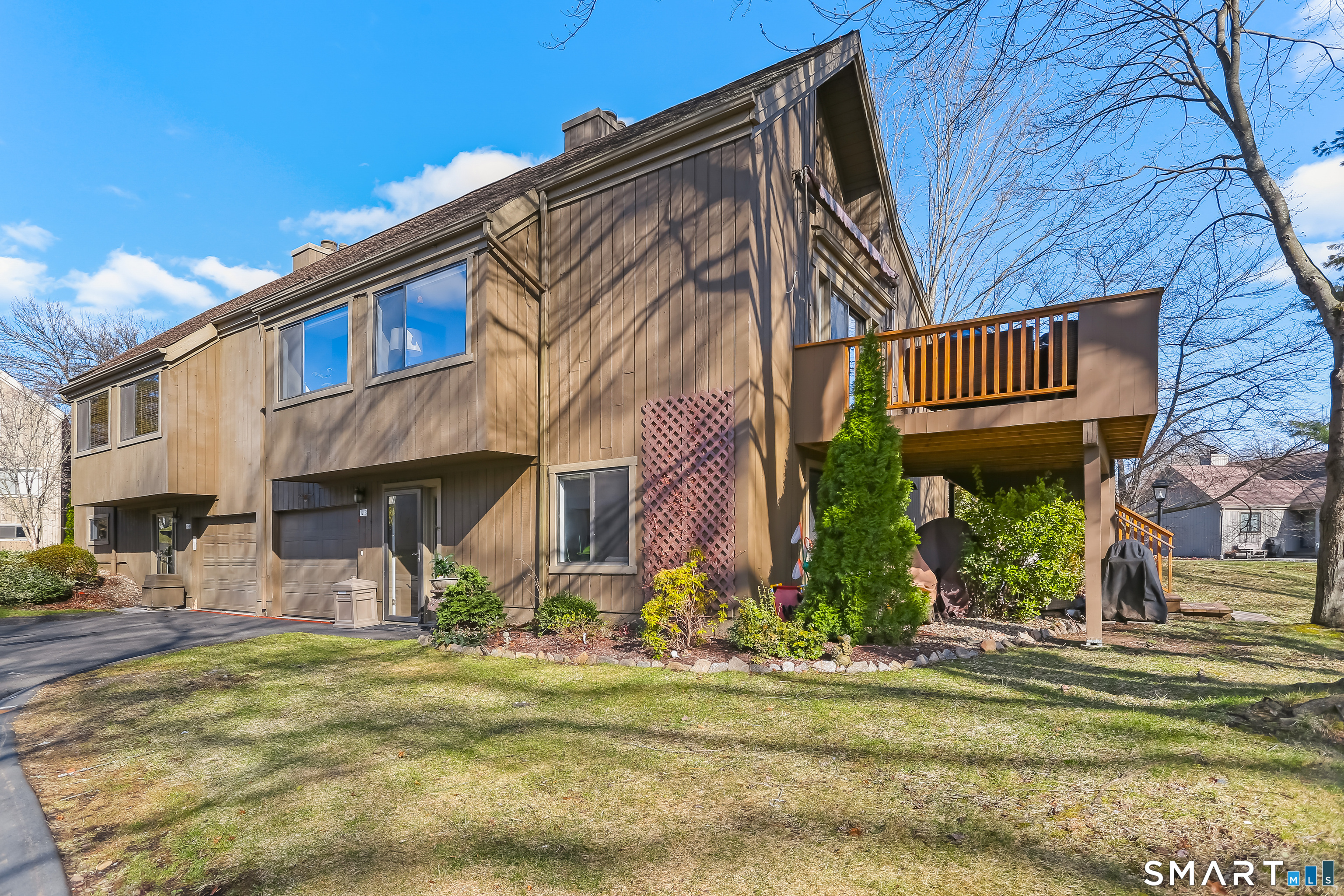 72 Dakota Lane B