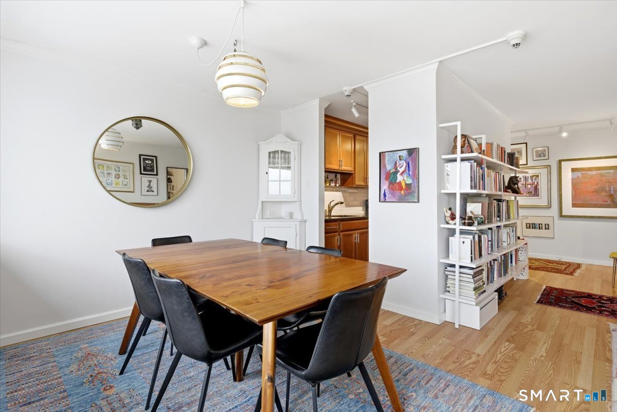 100 York Street 9C