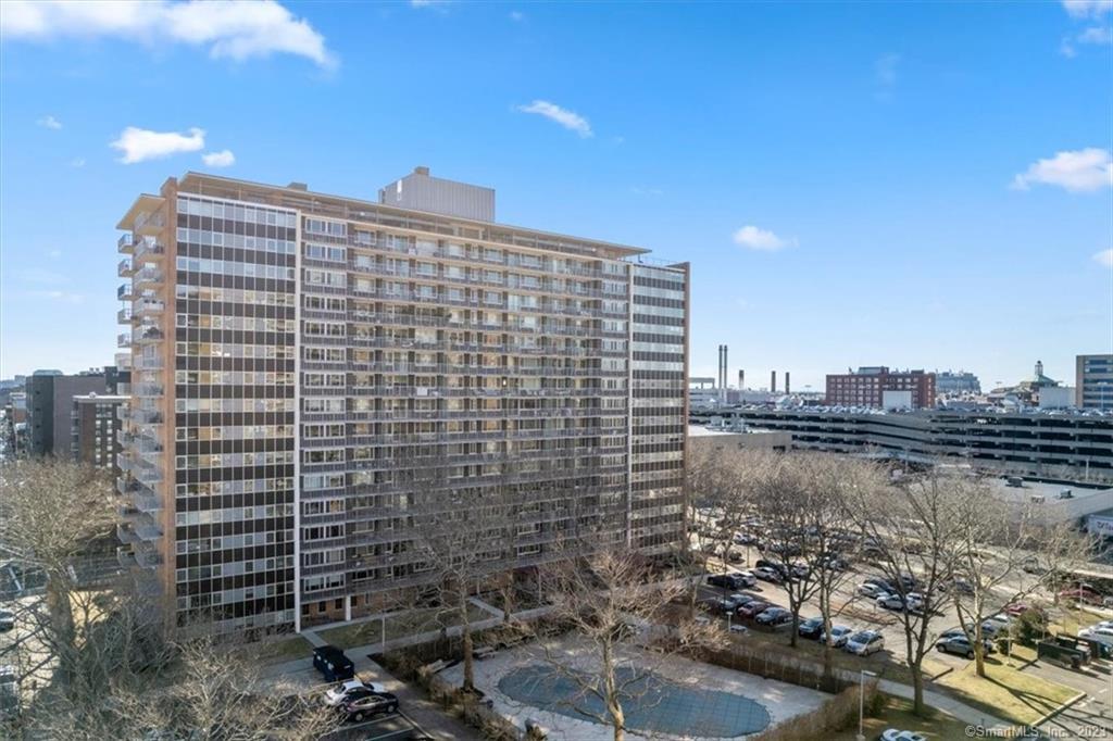 100 York Street 9C