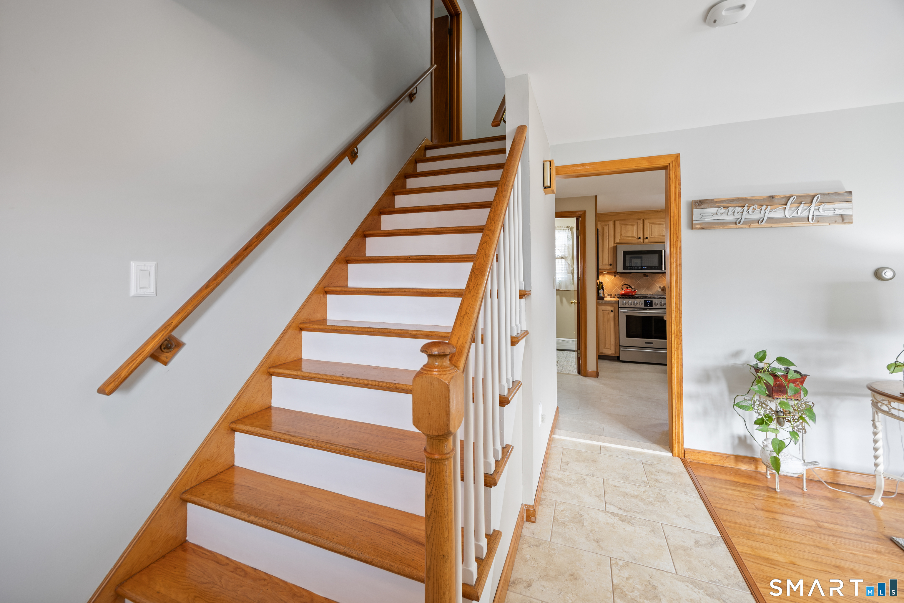 141 Little Fawn Road