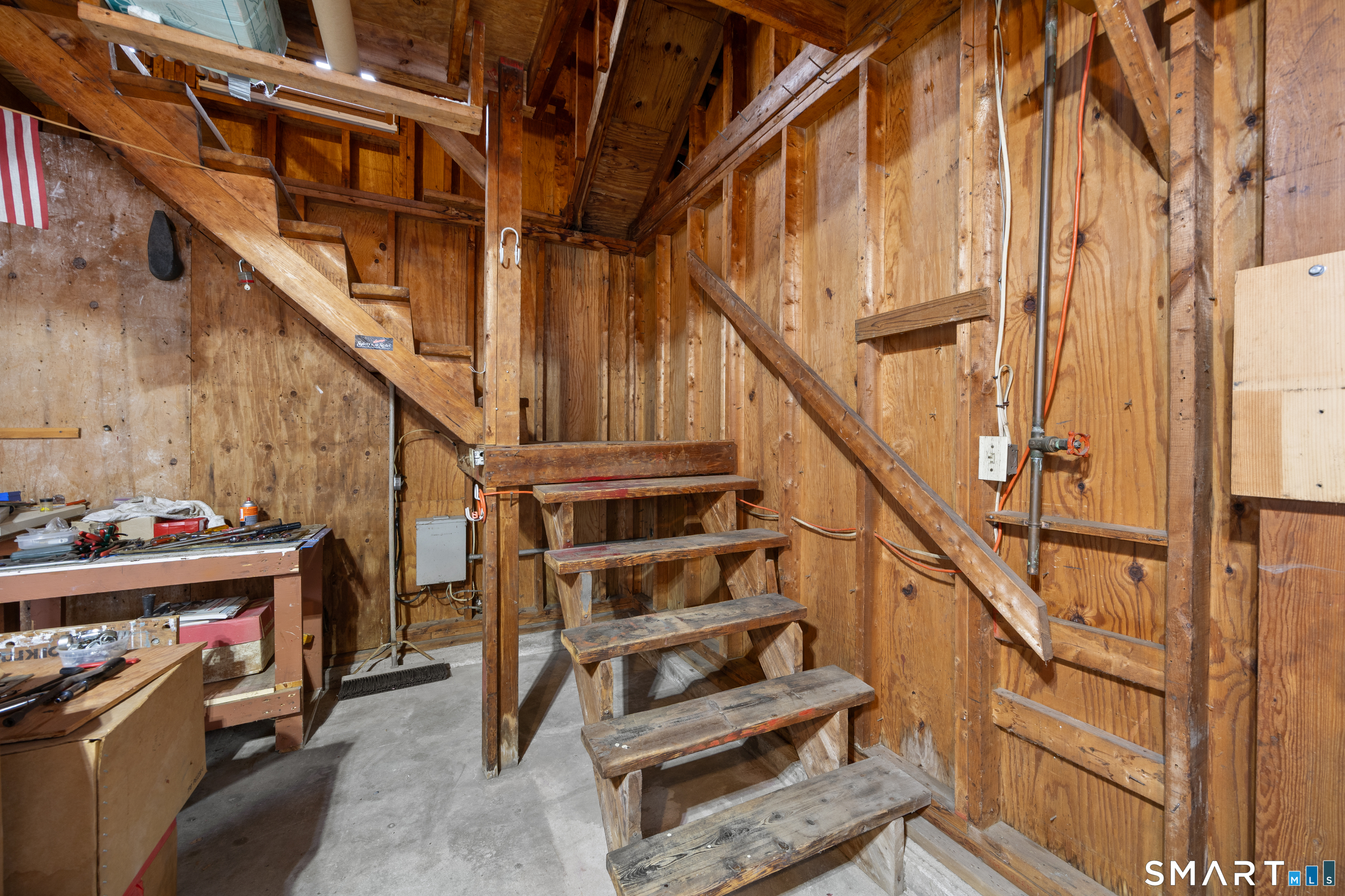 141 Little Fawn Road