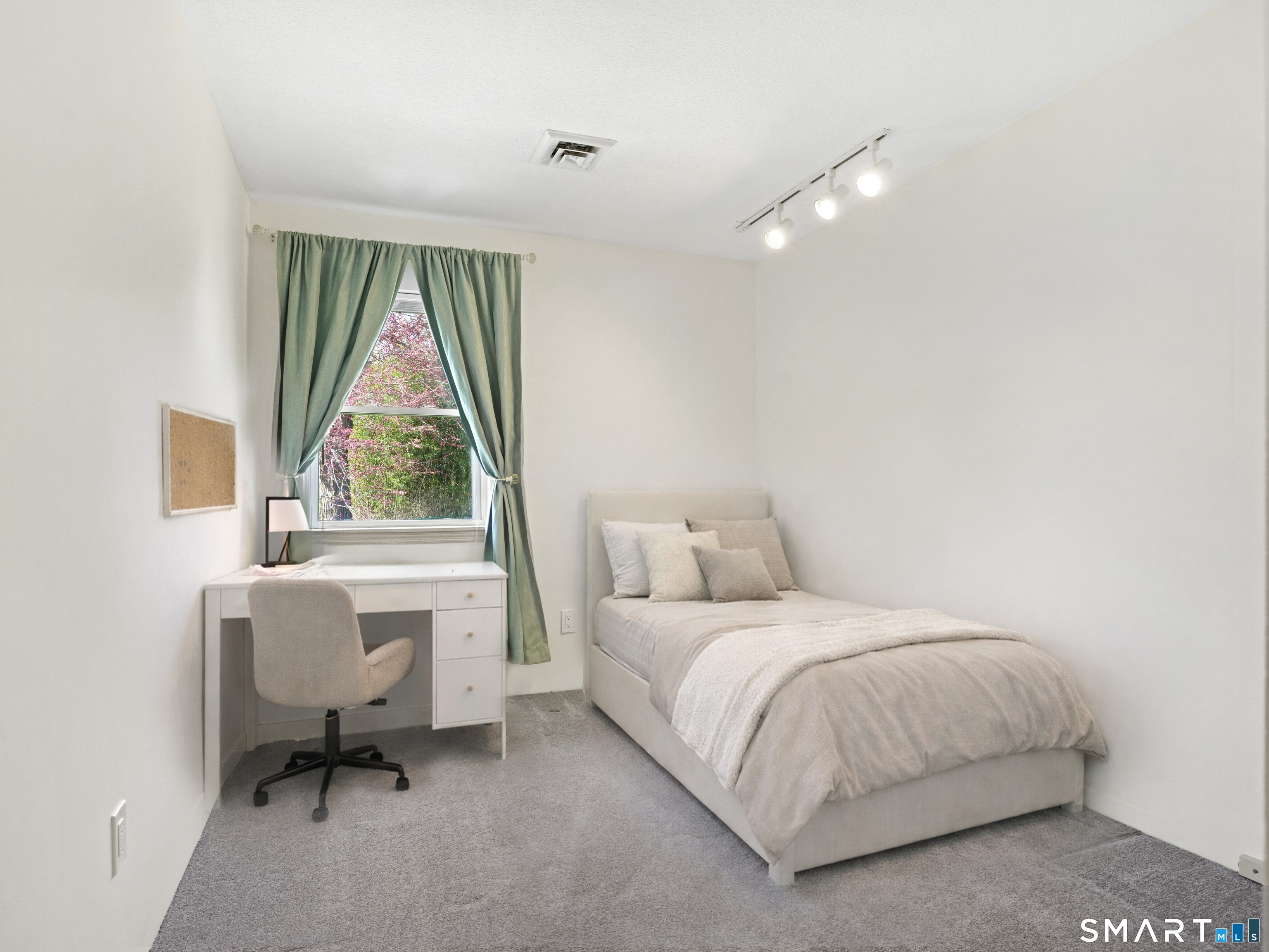 368 Knapps Highway 368