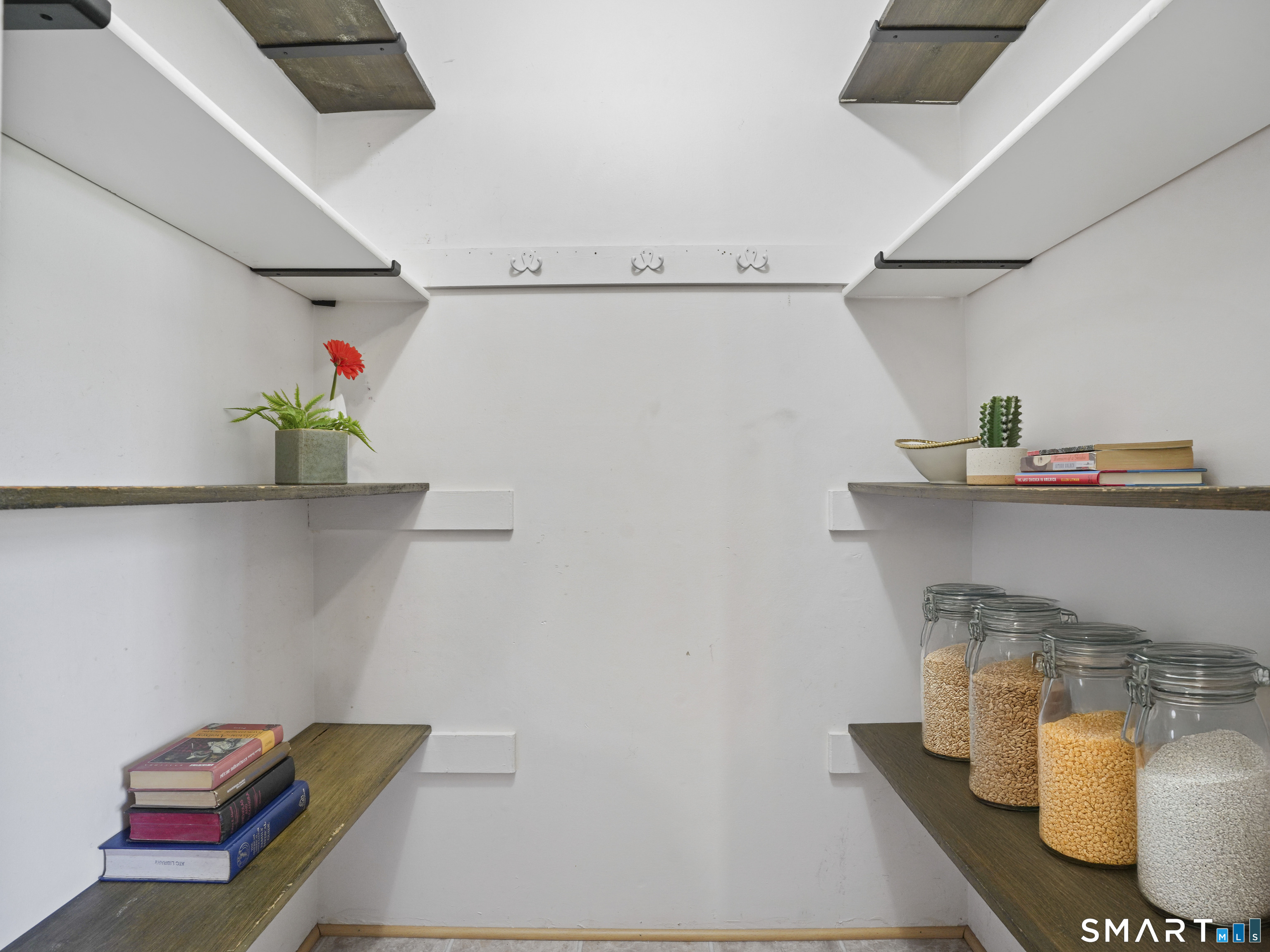 368 Knapps Highway 368