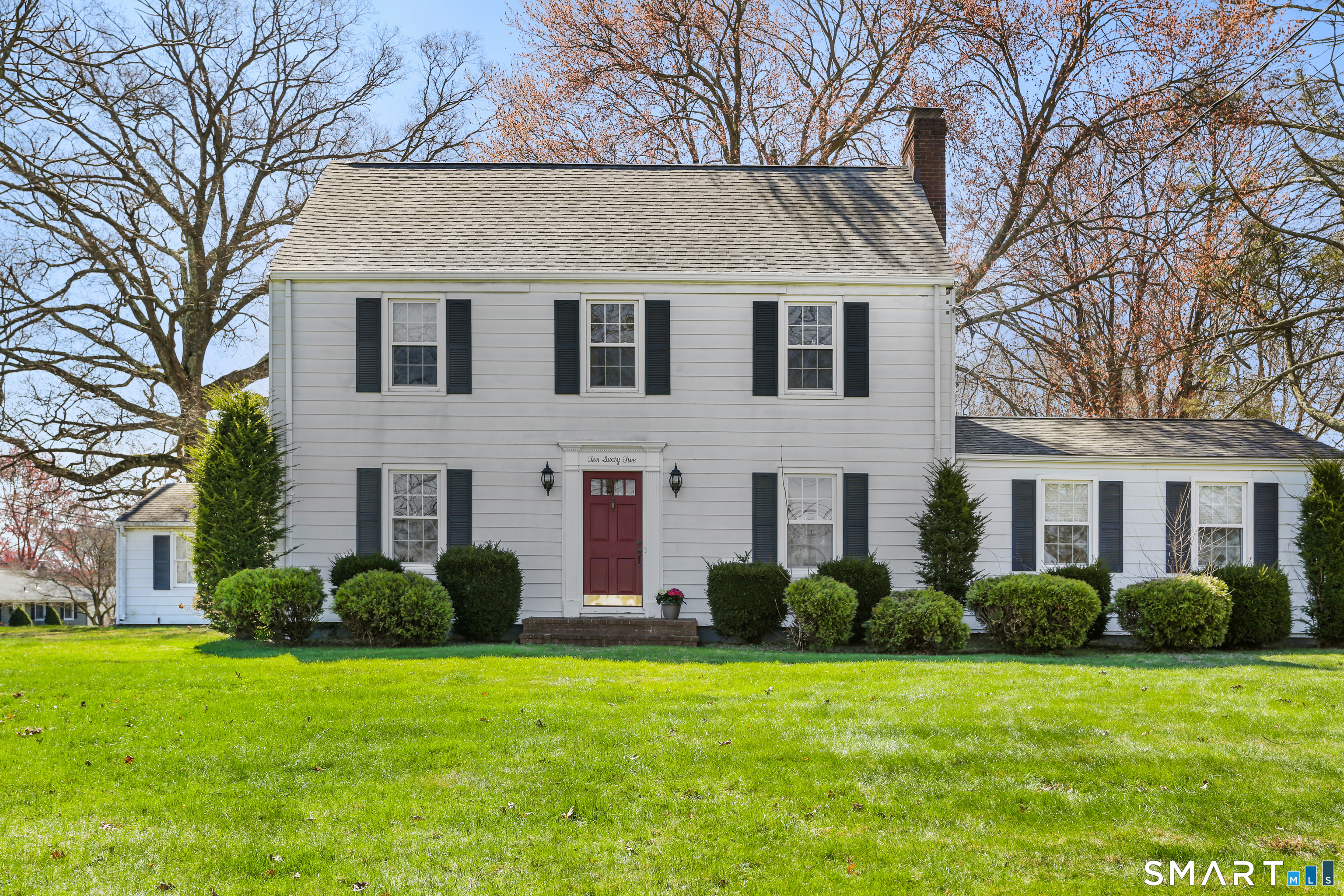 1065 Naugatuck Avenue