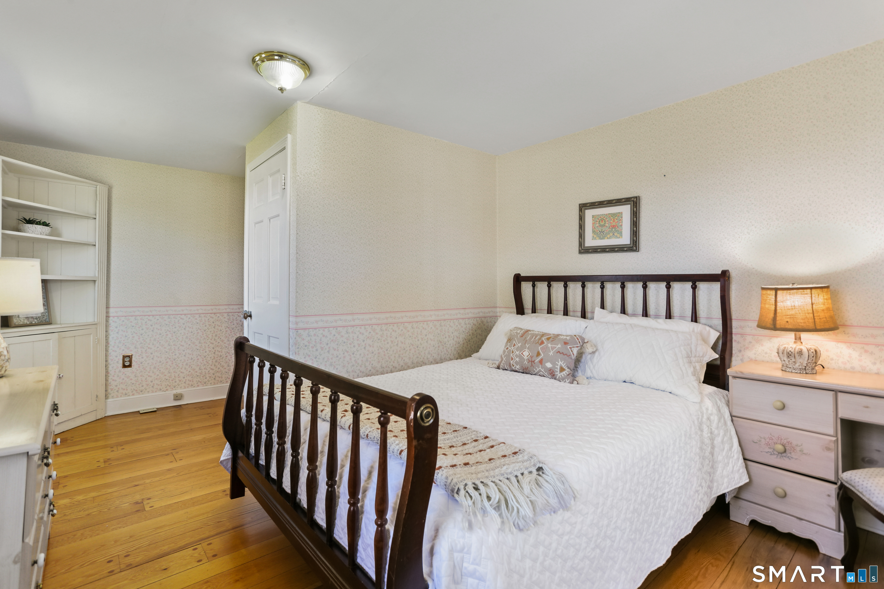 1065 Naugatuck Avenue