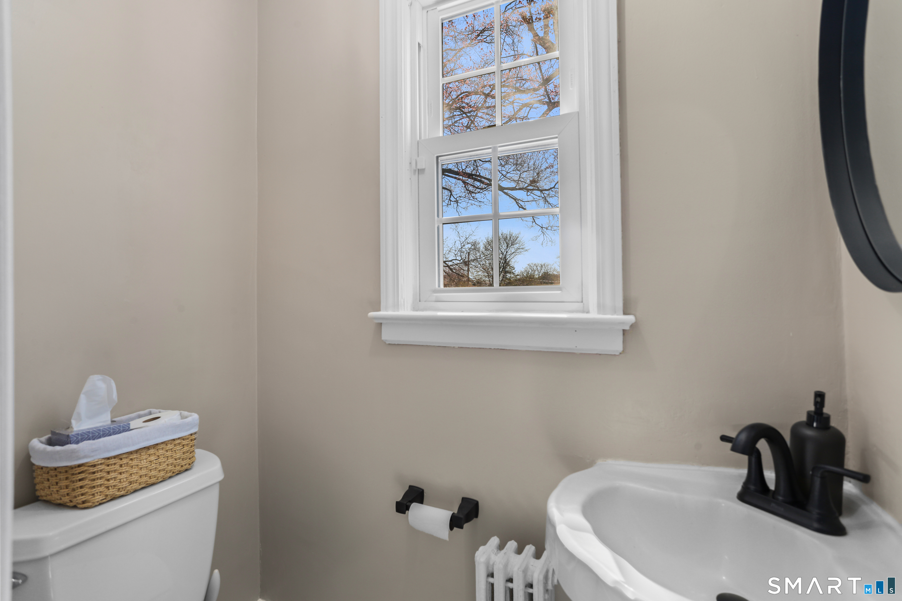 1065 Naugatuck Avenue