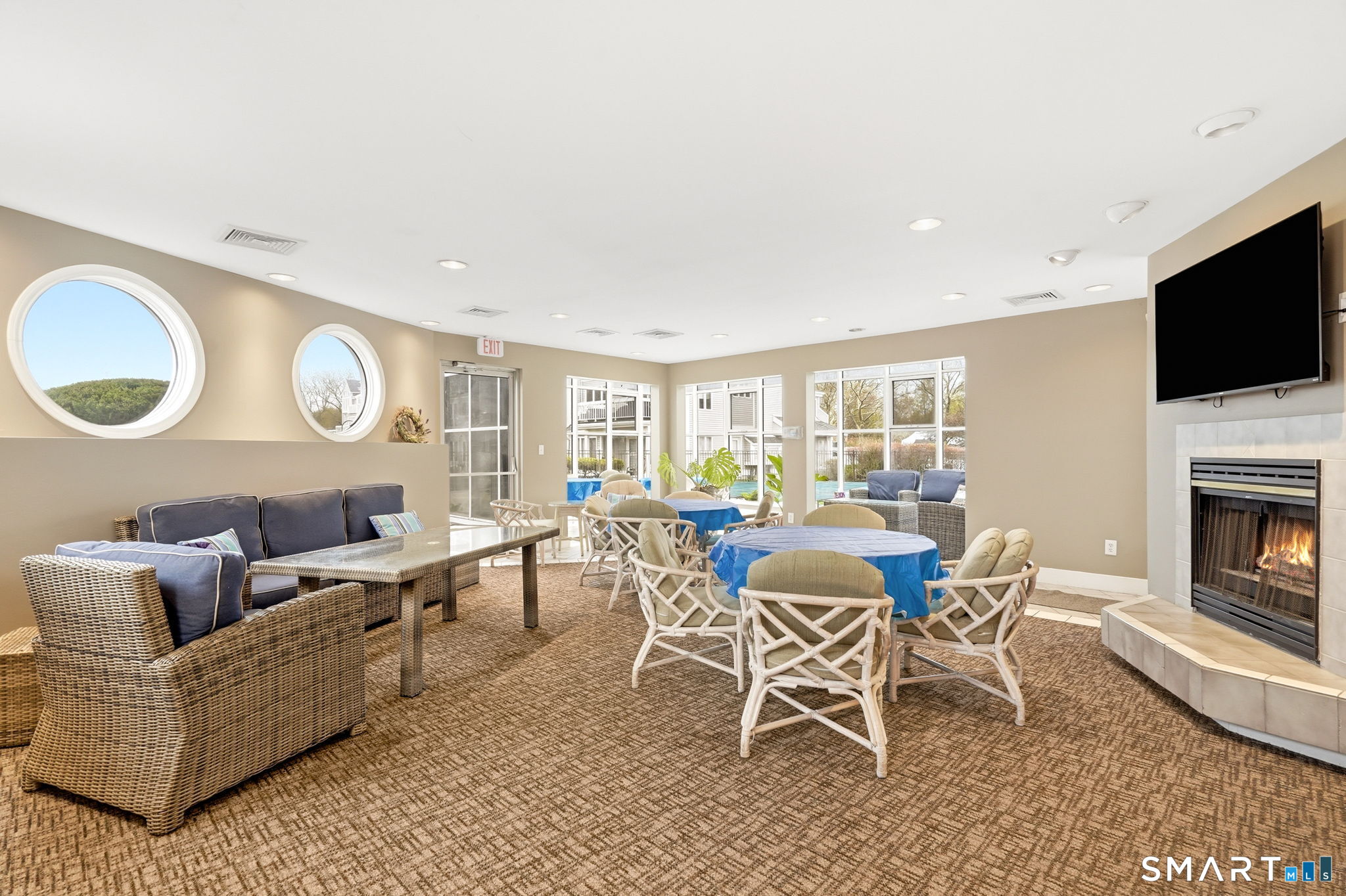 216 Breakers Lane 216