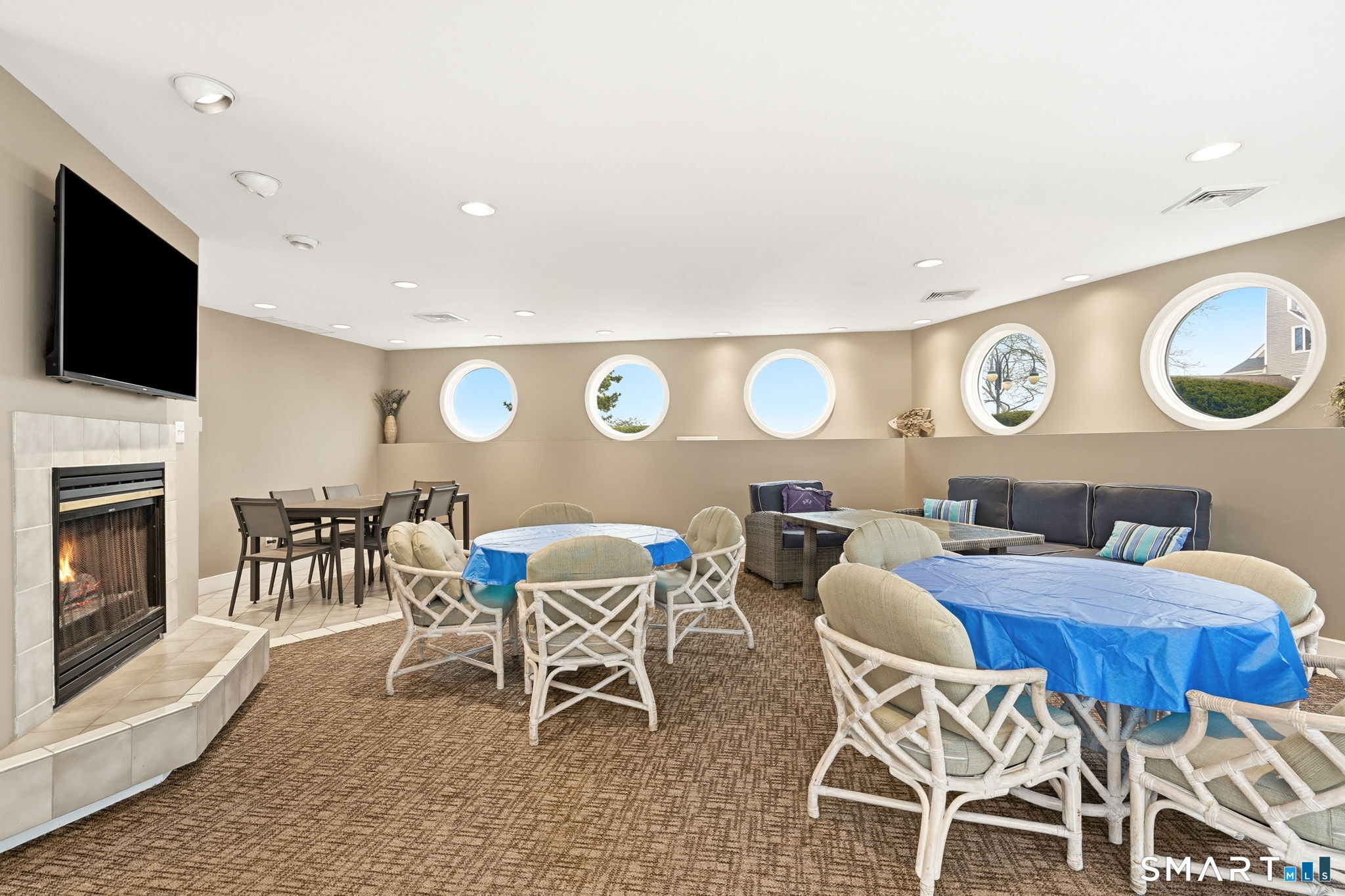 216 Breakers Lane 216