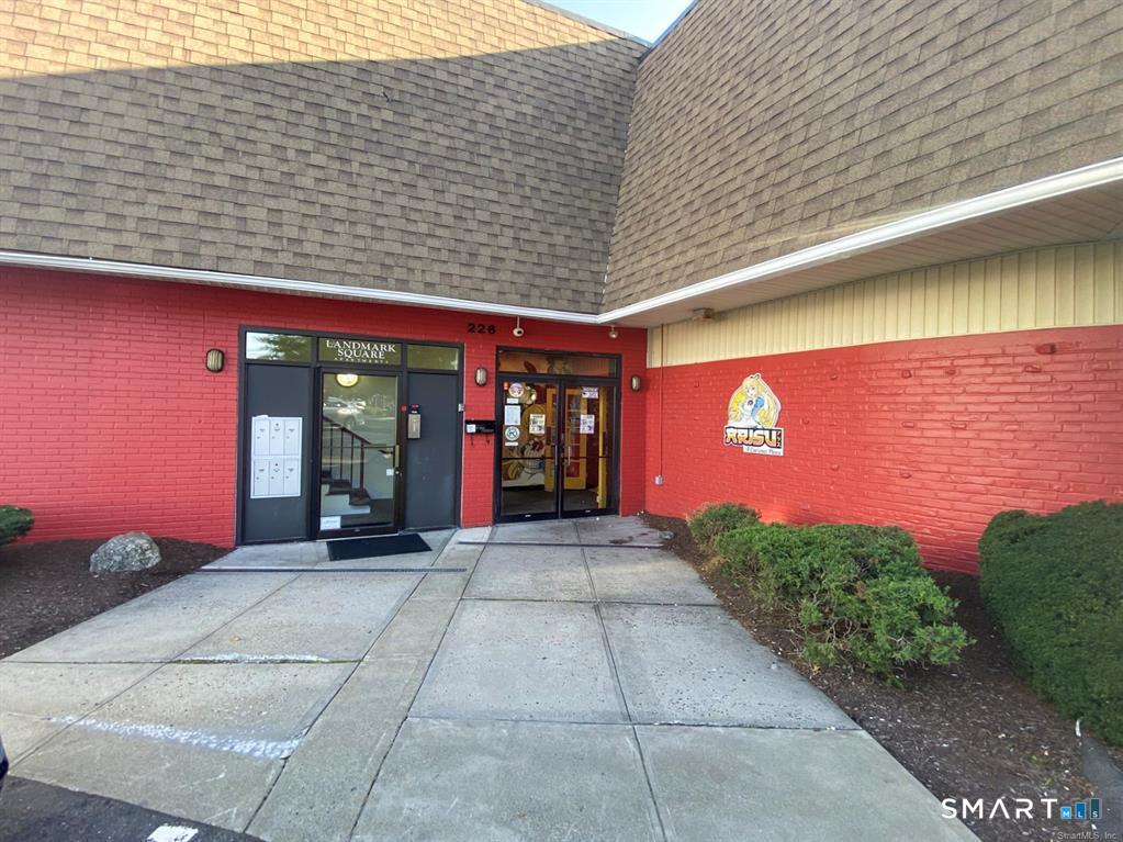 226 Kings Highway East