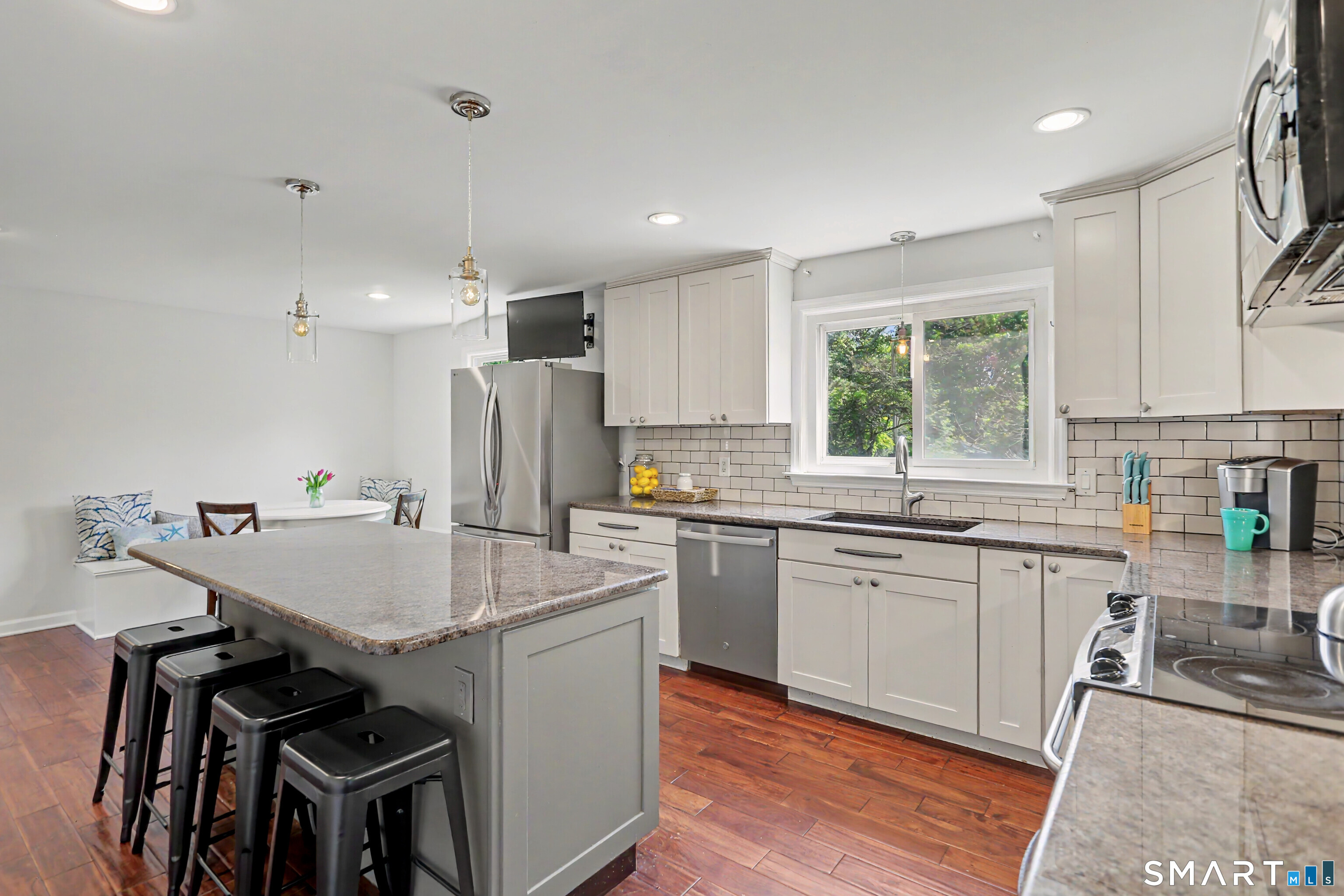 97 Ridgeview Avenue