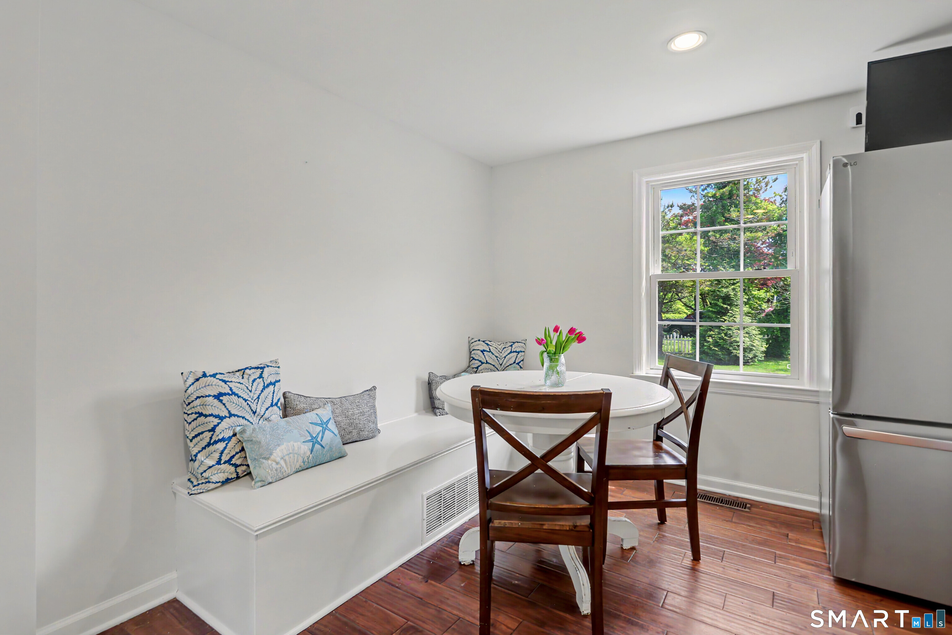 97 Ridgeview Avenue