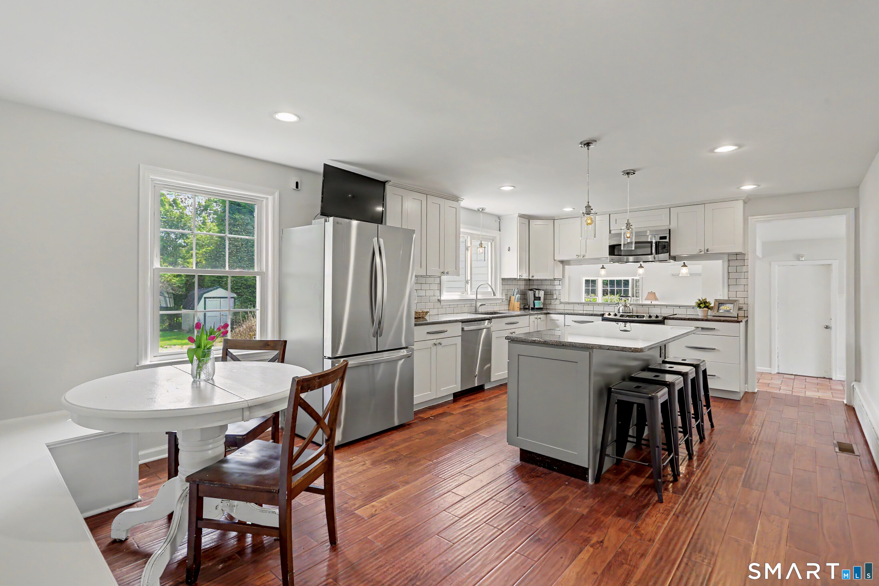 97 Ridgeview Avenue