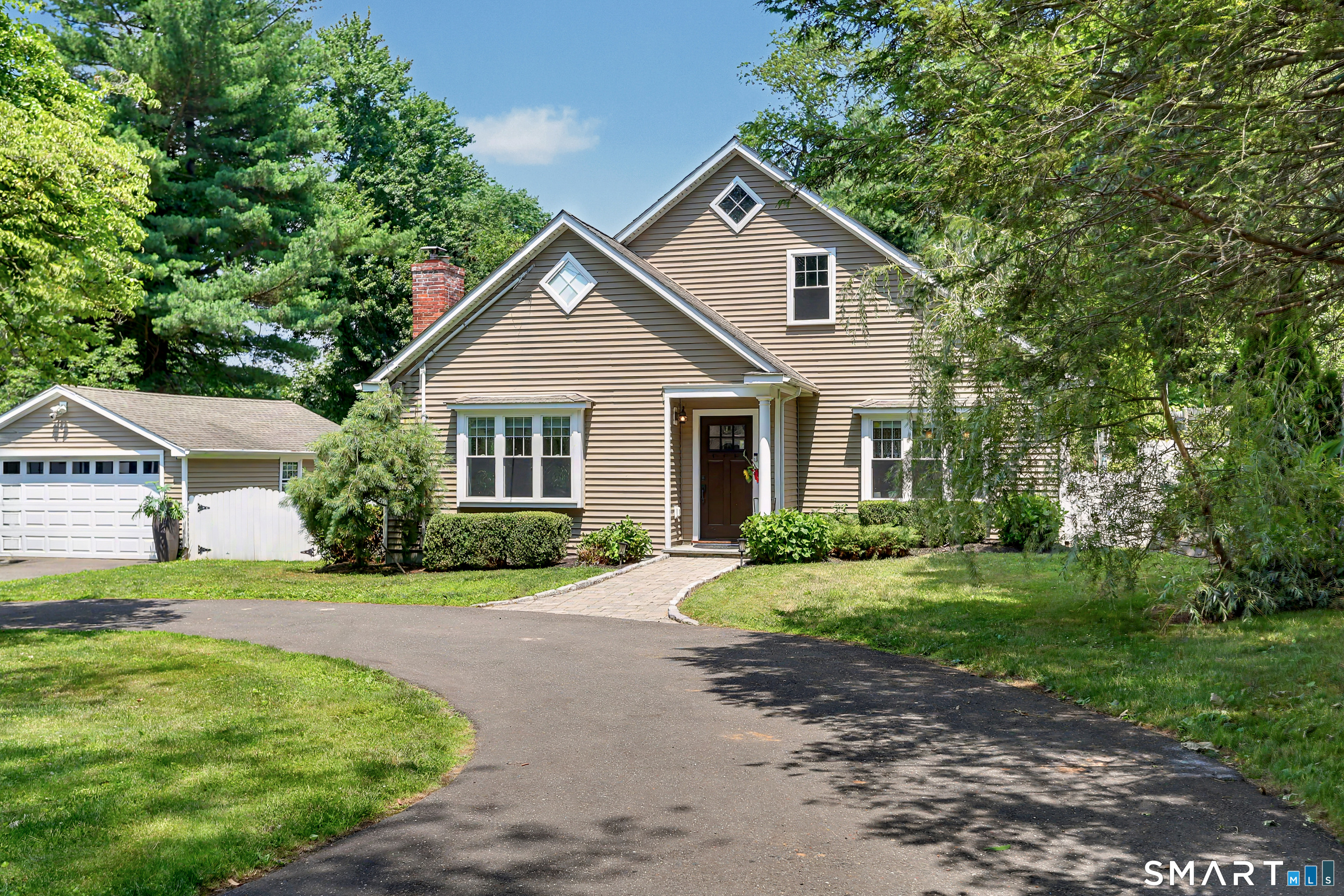 12 Cottage Place