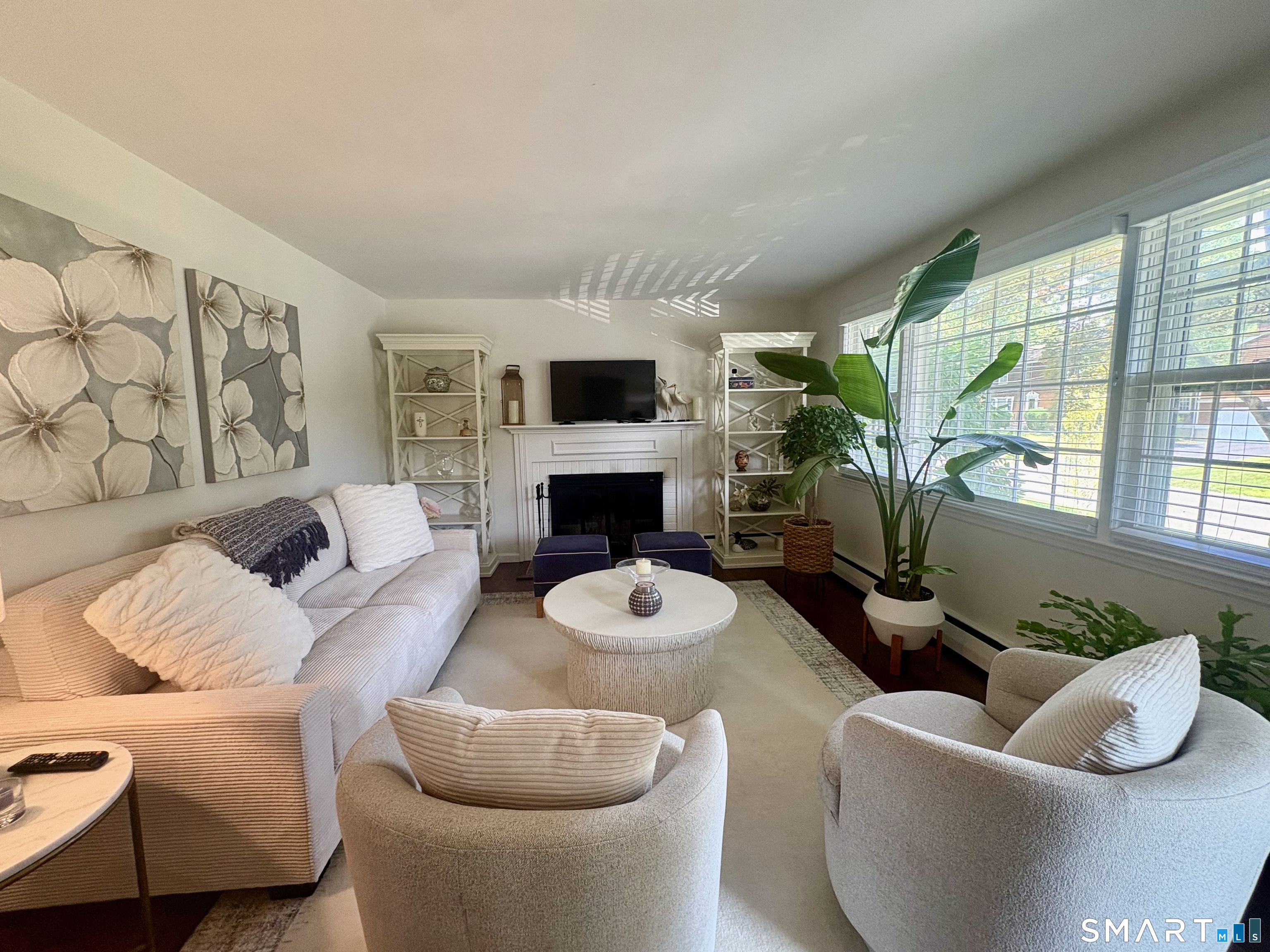 111 Mayweed Road
