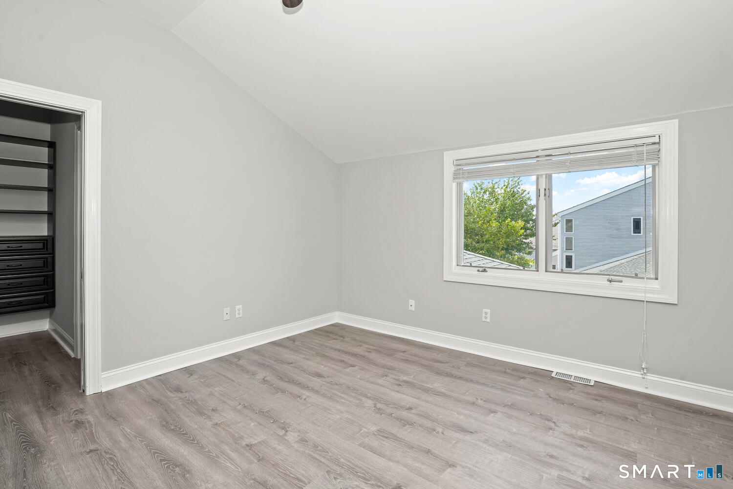 260 Breakers Lane Unit: 260