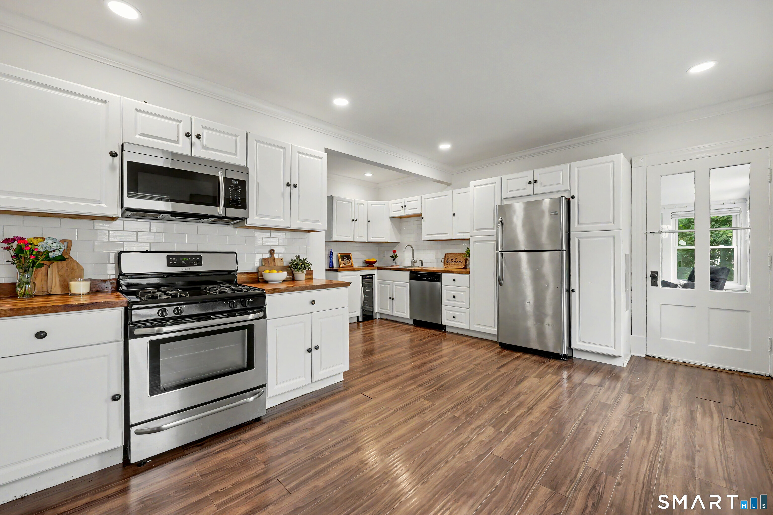 24 Beacon Street