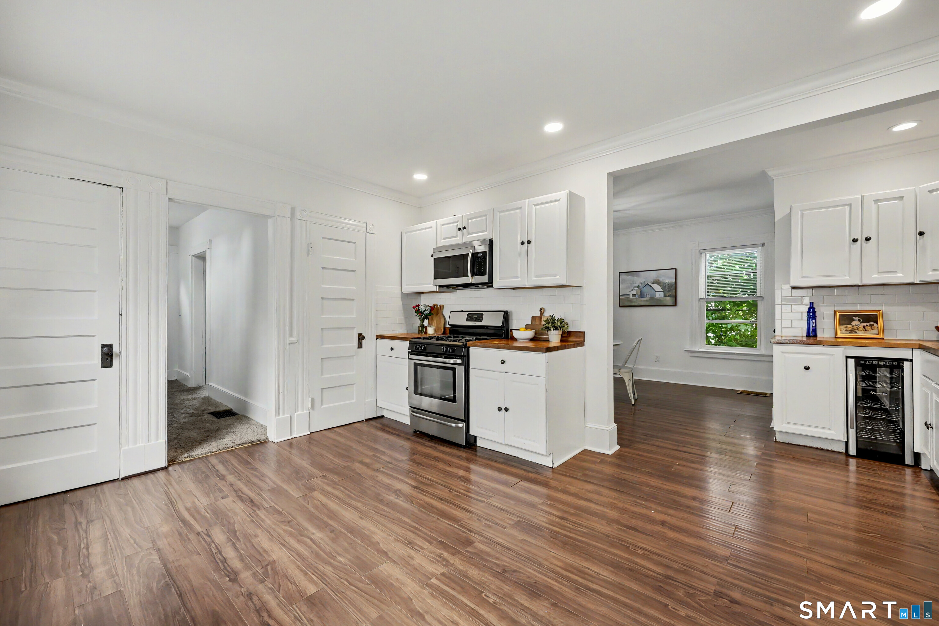 24 Beacon Street