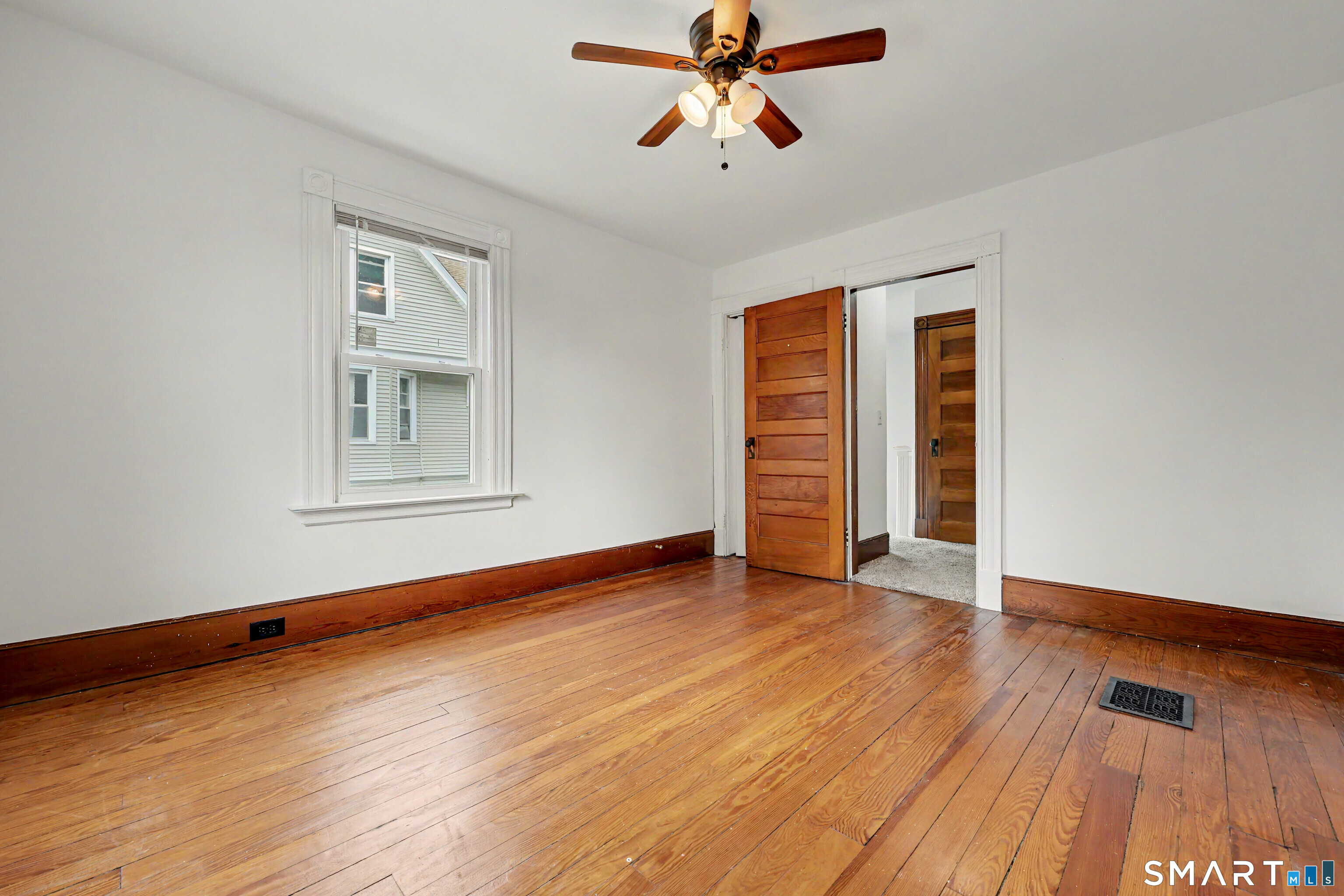24 Beacon Street